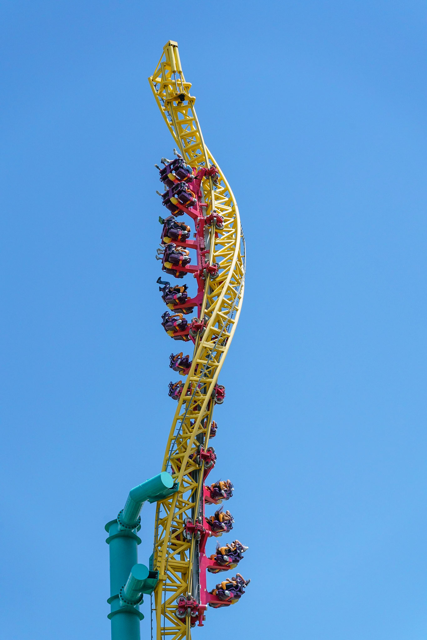 Photo by Jon Roost (www.jonroostphotos.com)