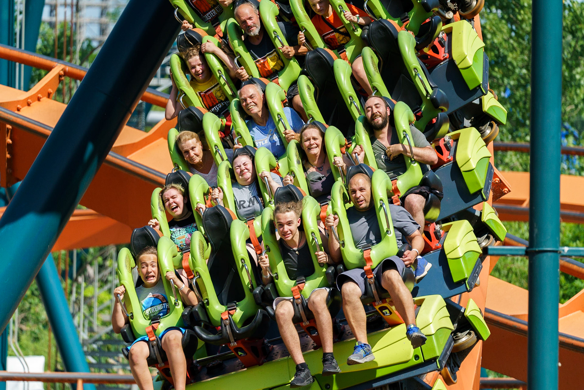 Photo by Jon Roost (www.jonroostphotos.com)