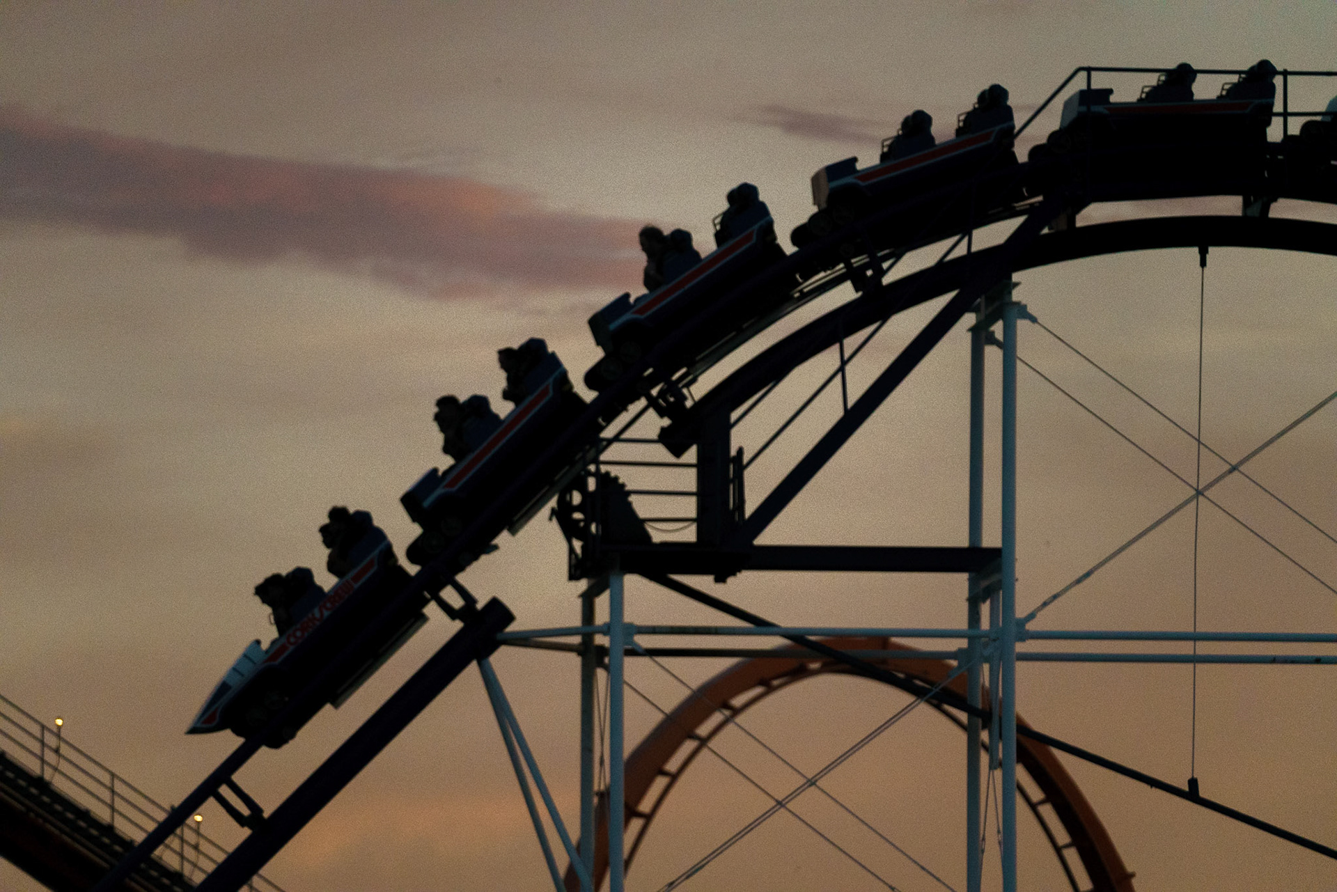 Photo by Jon Roost (www.jonroostphotos.com)