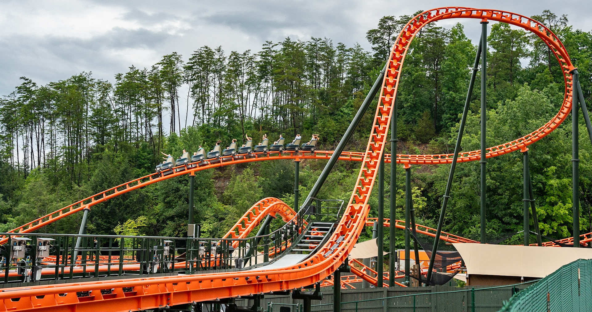 Photo by Jon Roost (www.jonroostphotos.com)