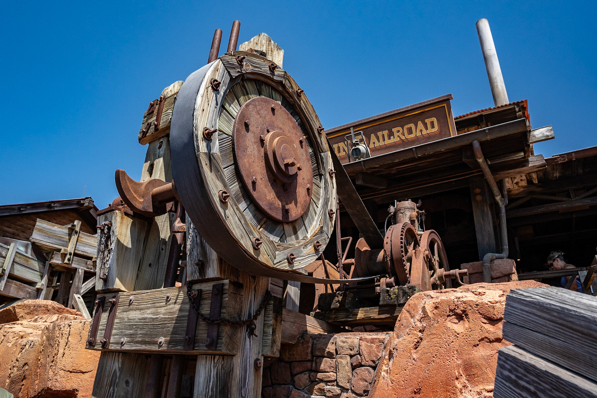 Photo by Jon Roost (www.jonroostphotos.com)