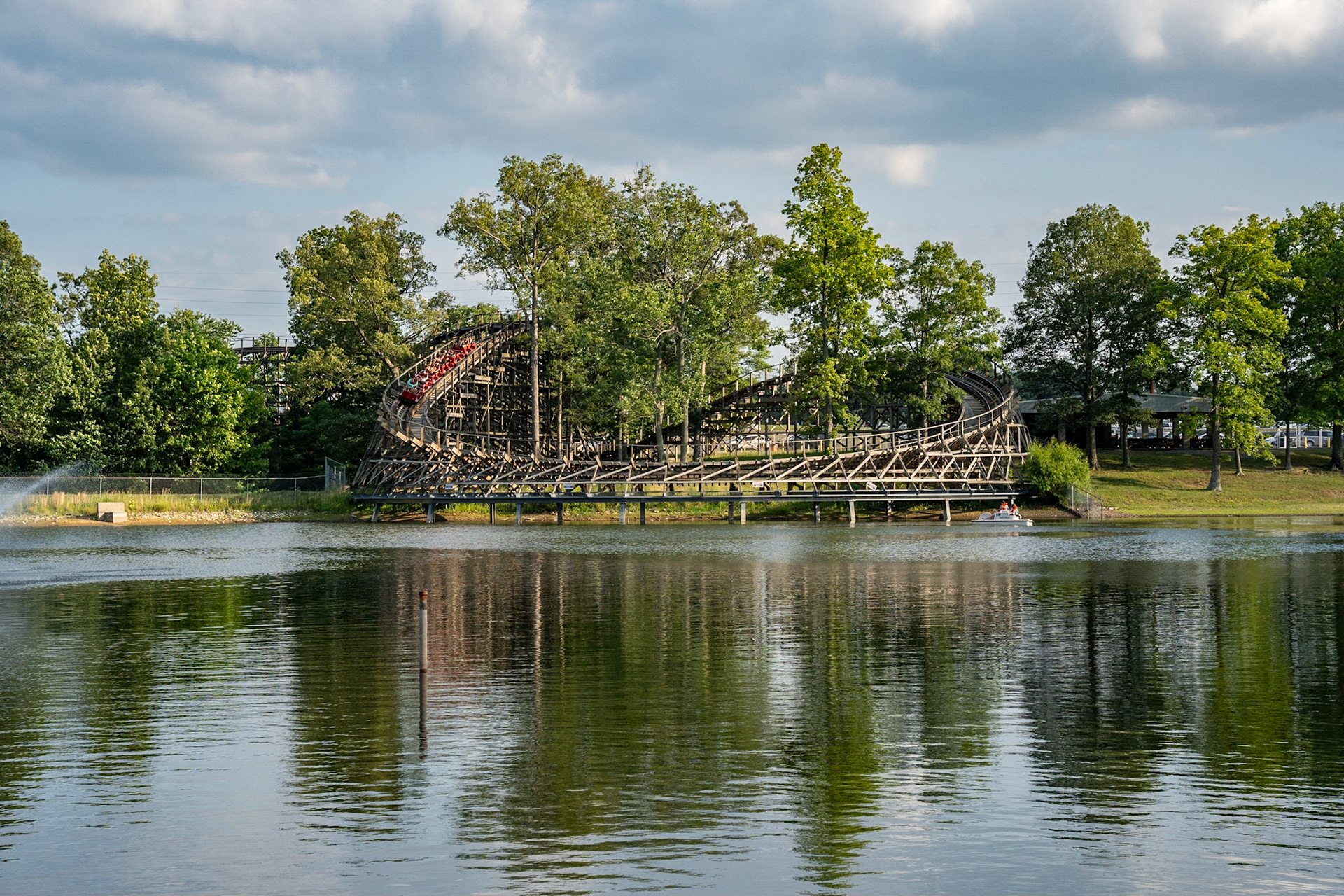 Photo by Jon Roost (www.jonroostphotos.com)