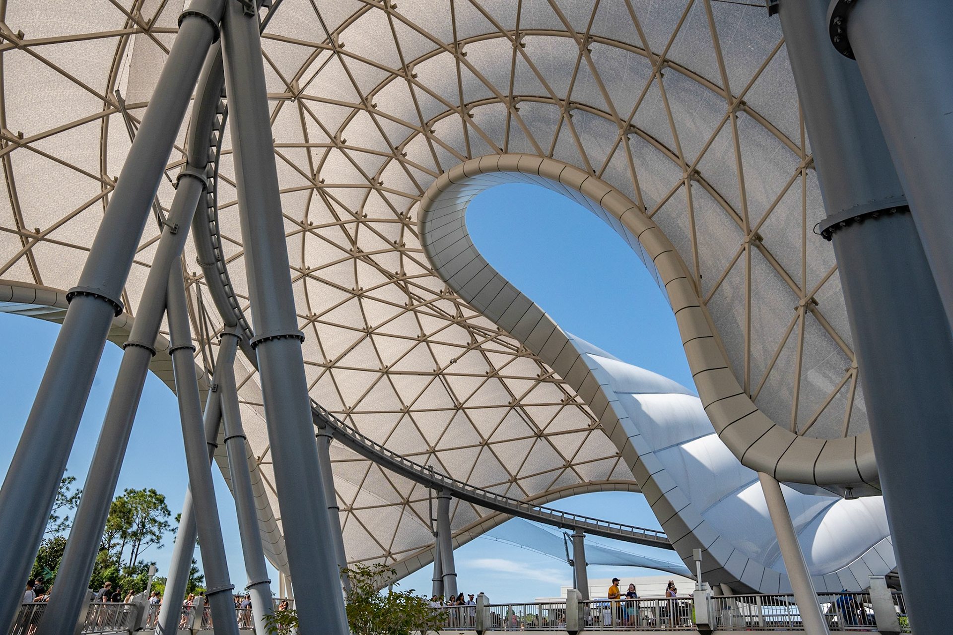 Photo by Jon Roost (www.jonroostphotos.com)