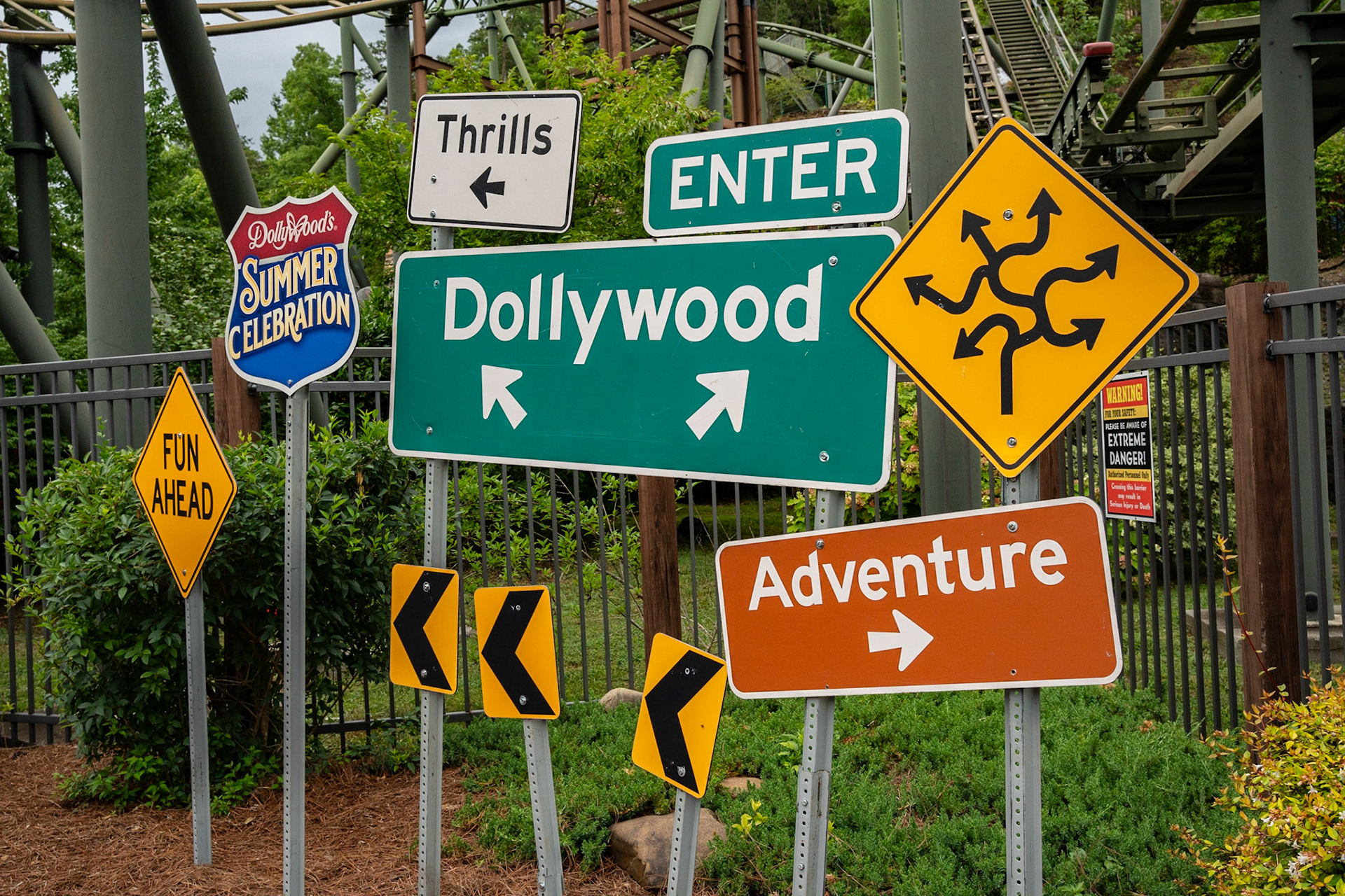 Photo by Jon Roost (www.jonroostphotos.com)