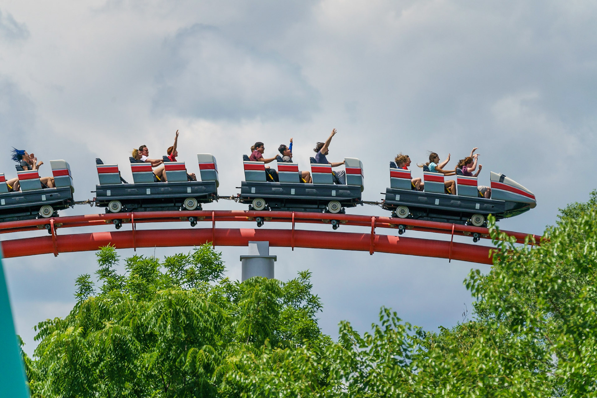 Photo by Jon Roost (www.jonroostphotos.com)