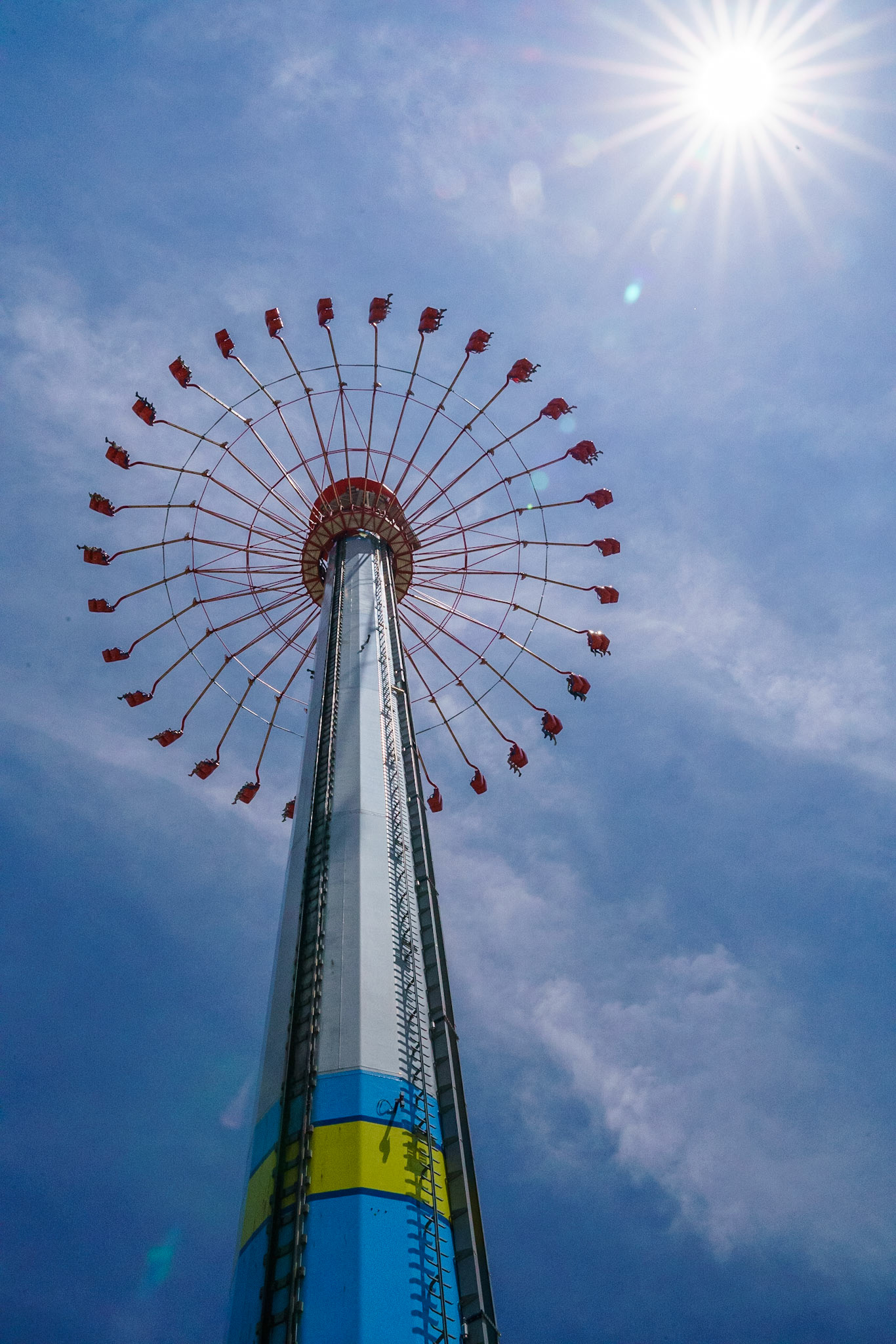 Photo by Jon Roost (www.jonroostphotos.com)