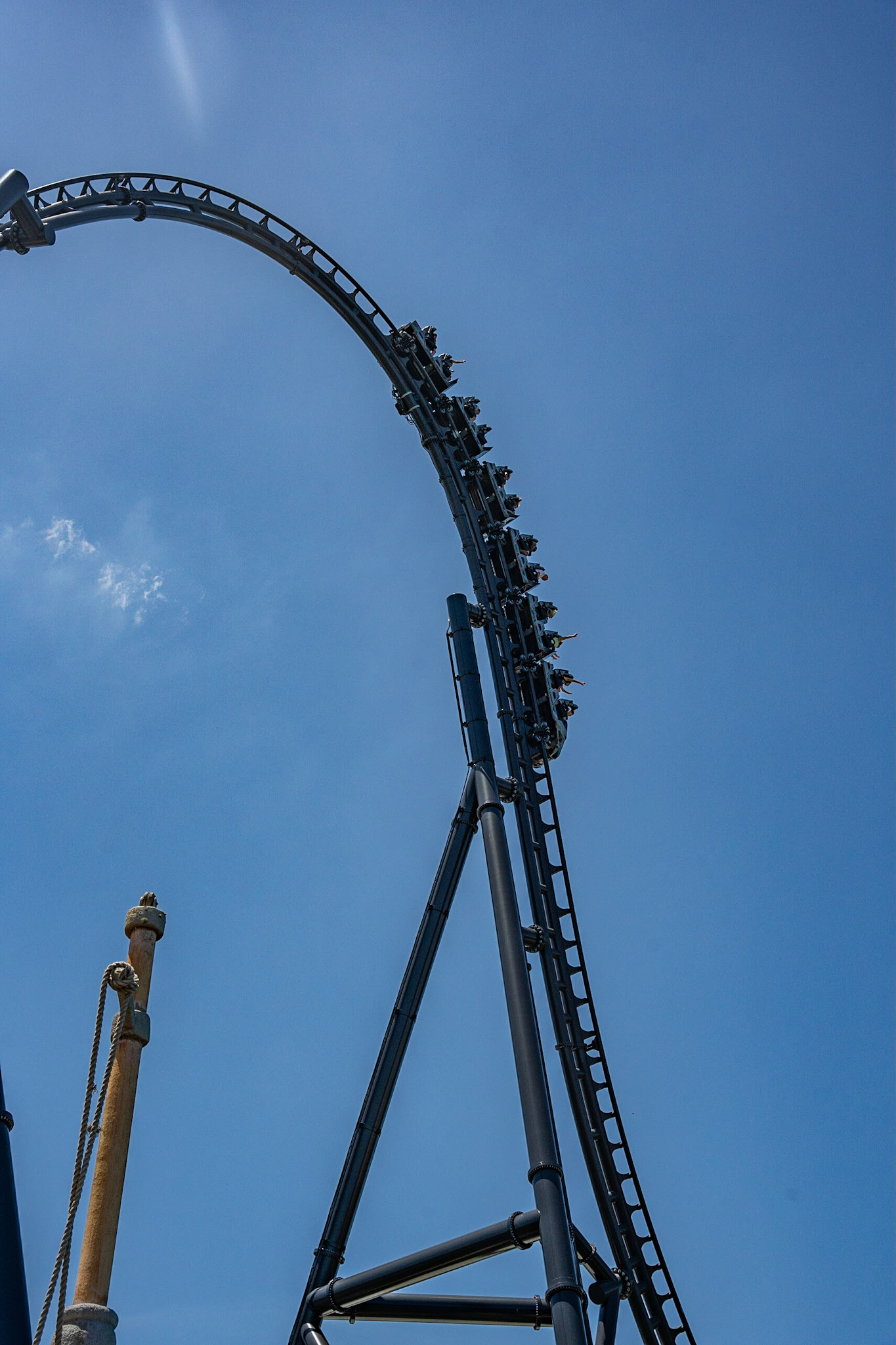 Photo by Jon Roost (www.jonroostphotos.com)