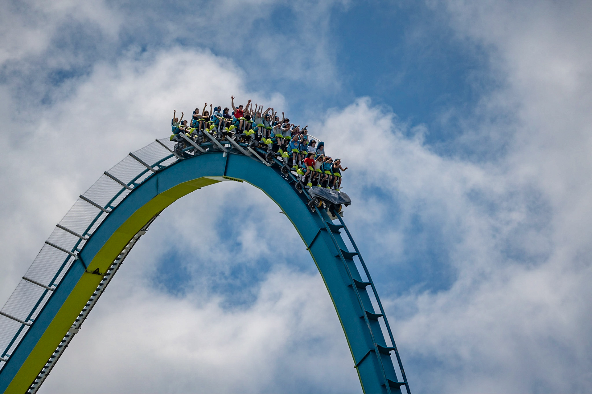 Photo by Jon Roost (www.jonroostphotos.com)