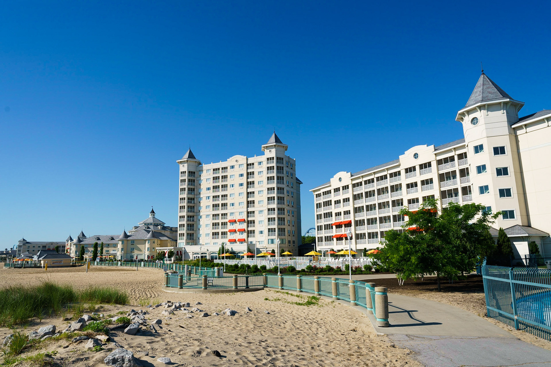 Photo by Jon Roost (www.jonroostphotos.com)