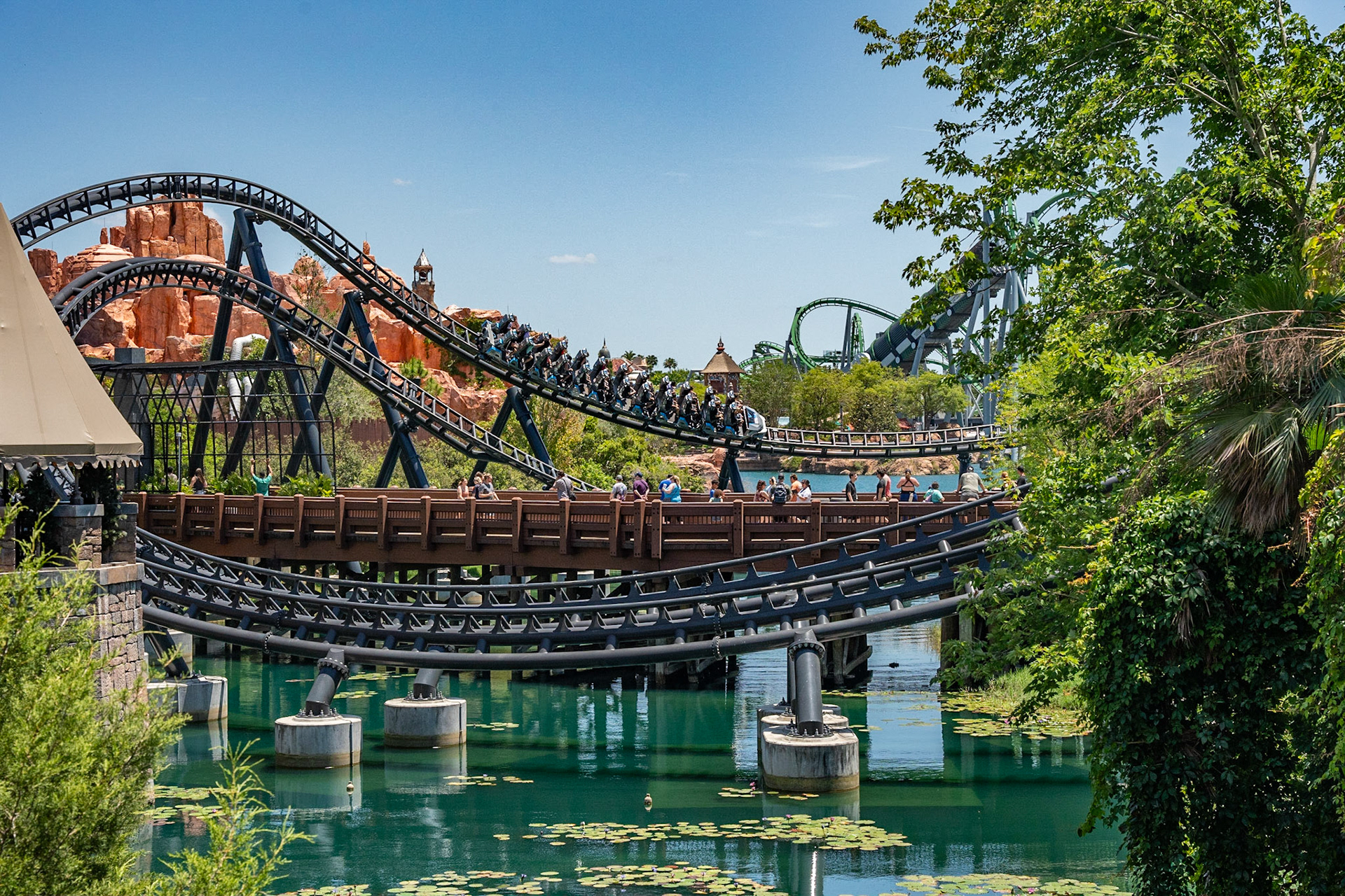 Photo by Jon Roost (www.jonroostphotos.com)