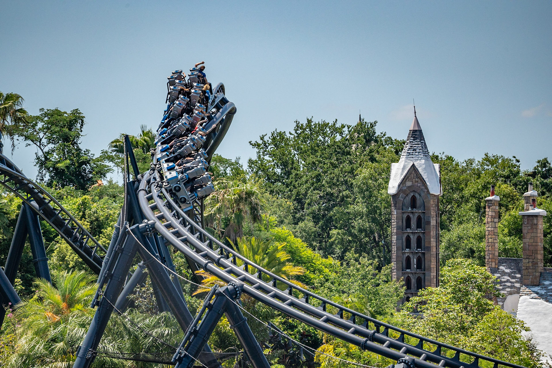 Photo by Jon Roost (www.jonroostphotos.com)