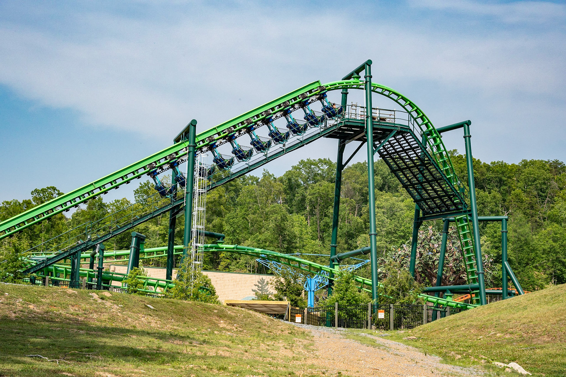 Photo by Jon Roost (www.jonroostphotos.com)