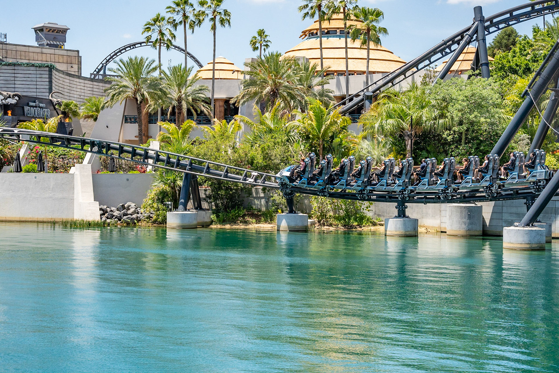 Photo by Jon Roost (www.jonroostphotos.com)