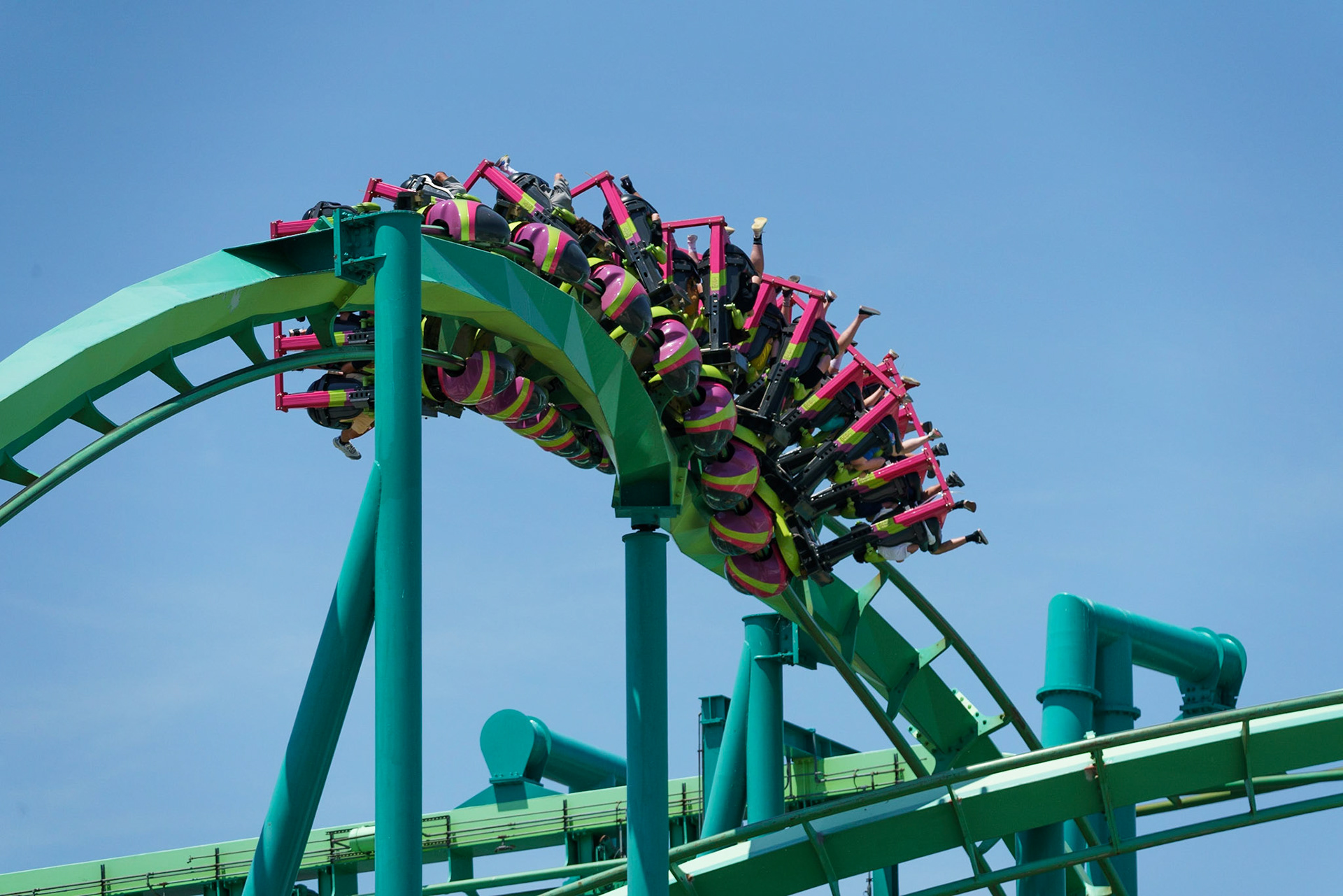 Photo by Jon Roost (www.jonroostphotos.com)