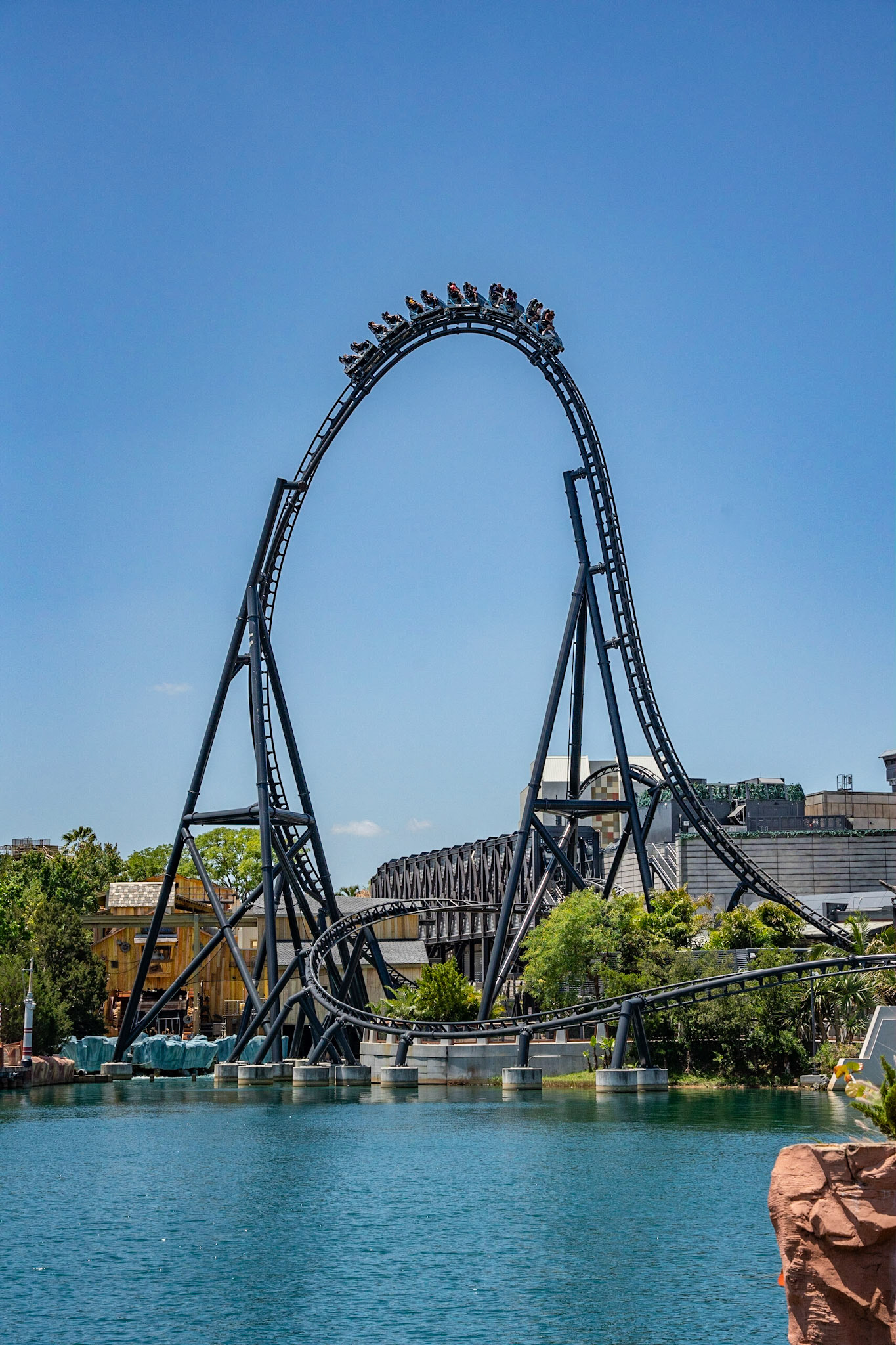 Photo by Jon Roost (www.jonroostphotos.com)