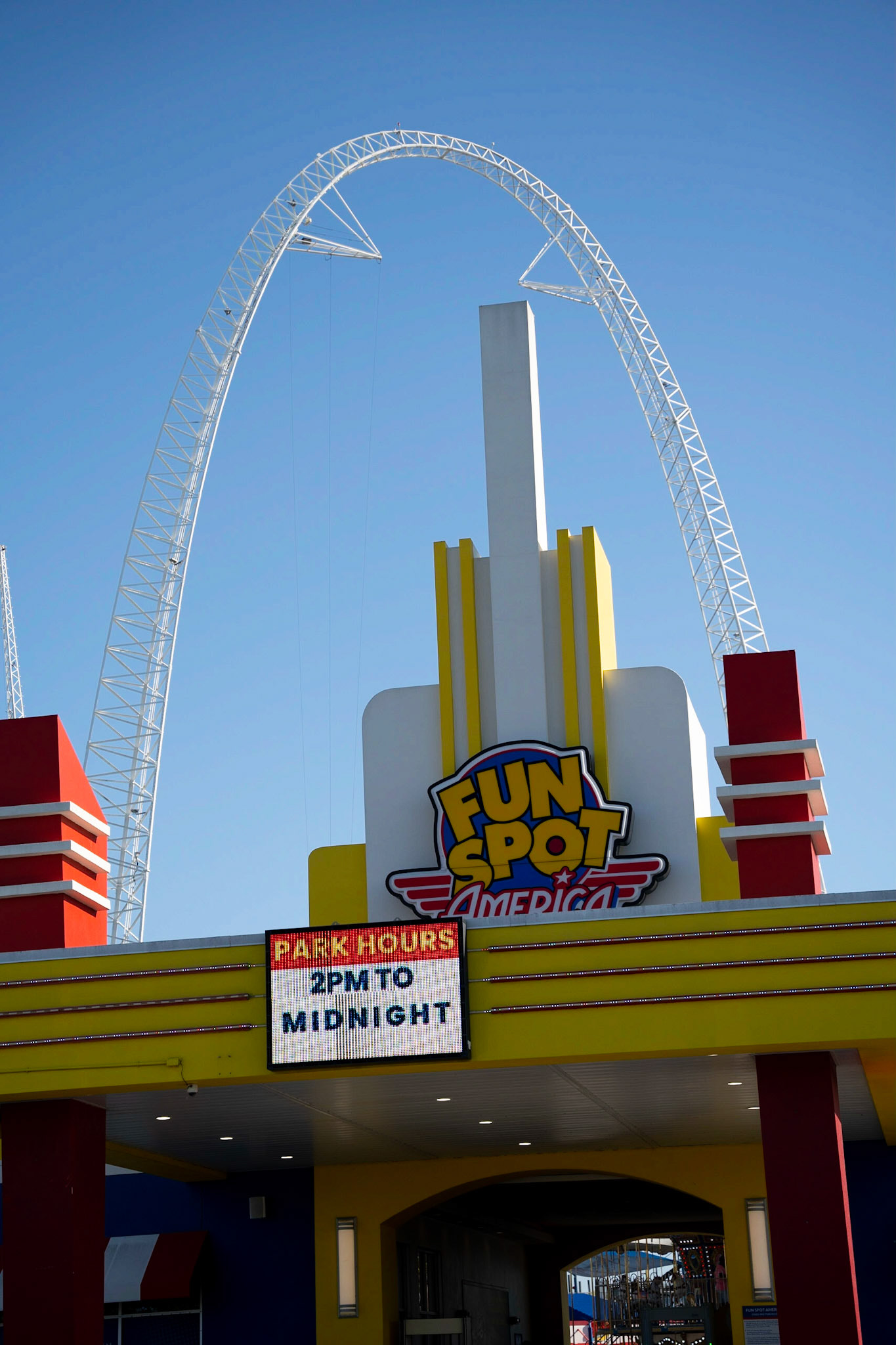 Photo by Jon Roost (www.jonroostphotos.com)