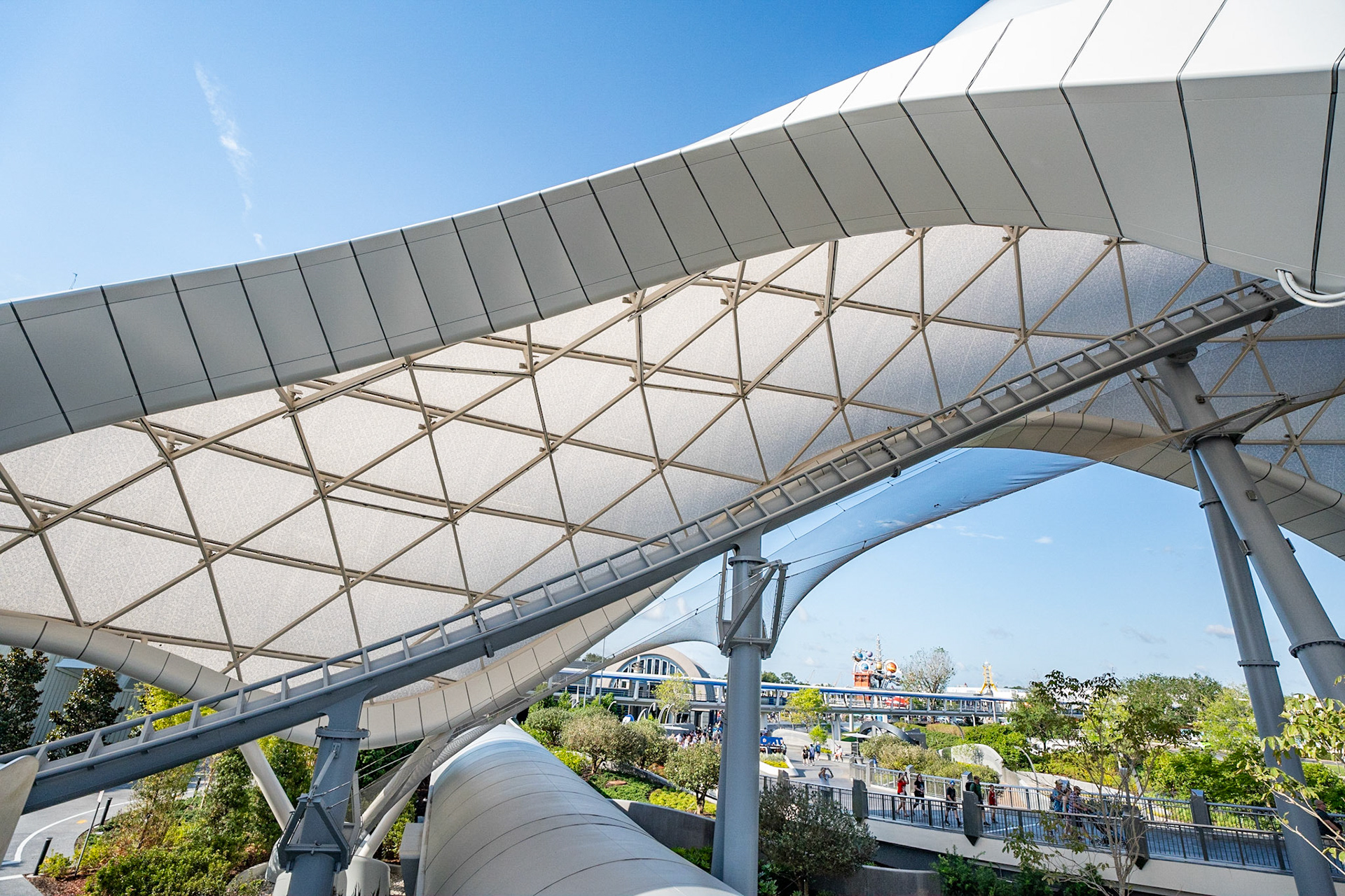 Photo by Jon Roost (www.jonroostphotos.com)