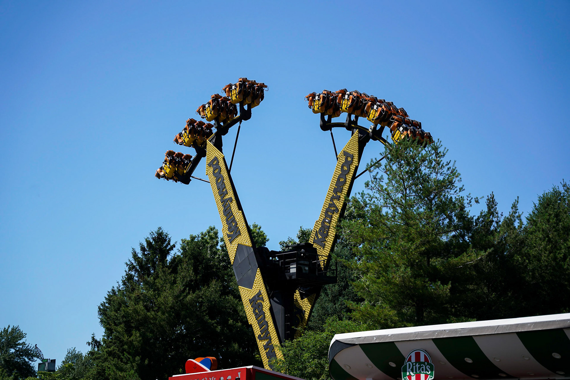 Photo by Jon Roost (www.jonroostphotos.com)