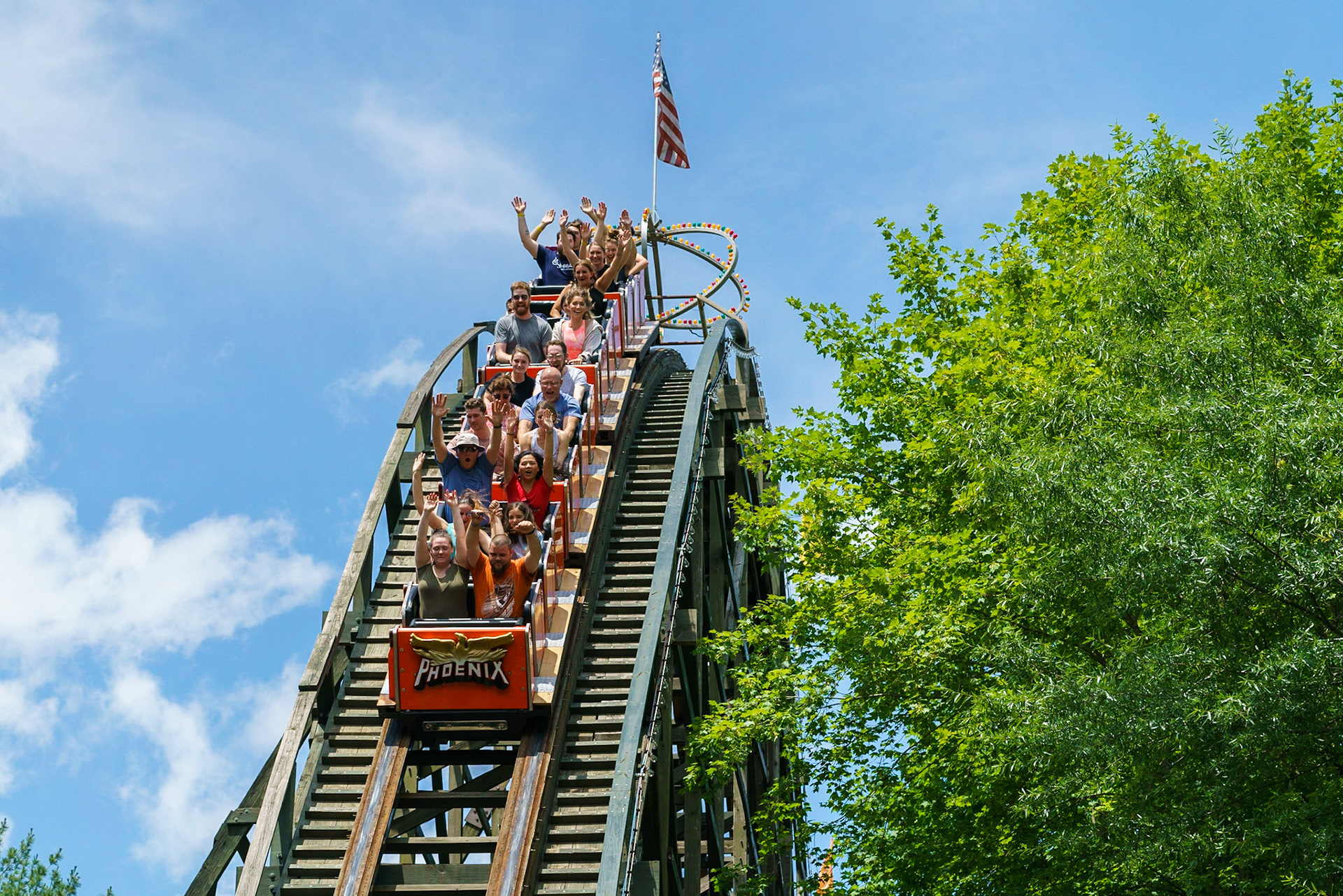 Photo by Jon Roost (www.jonroostphotos.com)