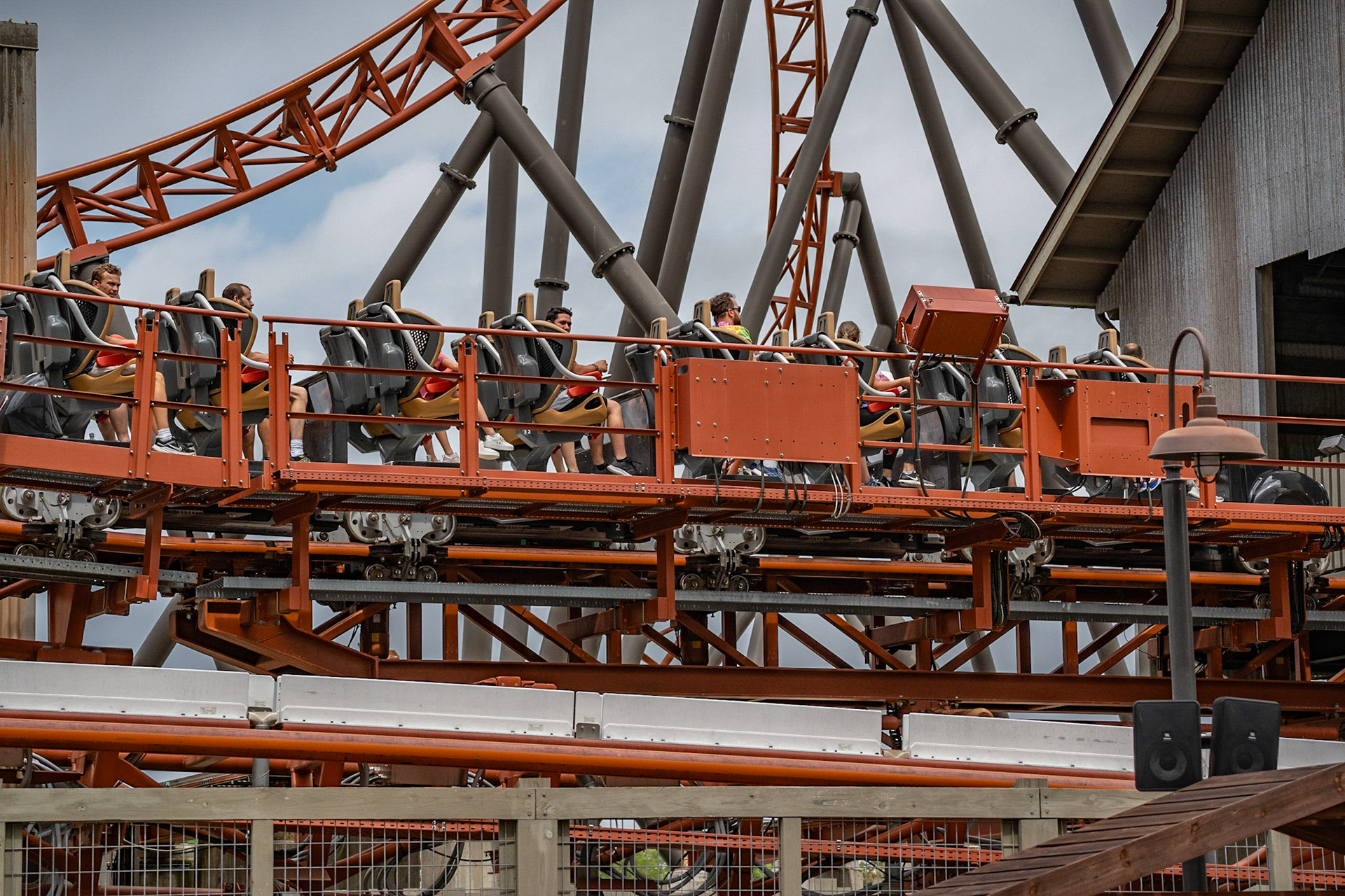 Photo by Jon Roost (www.jonroostphotos.com)