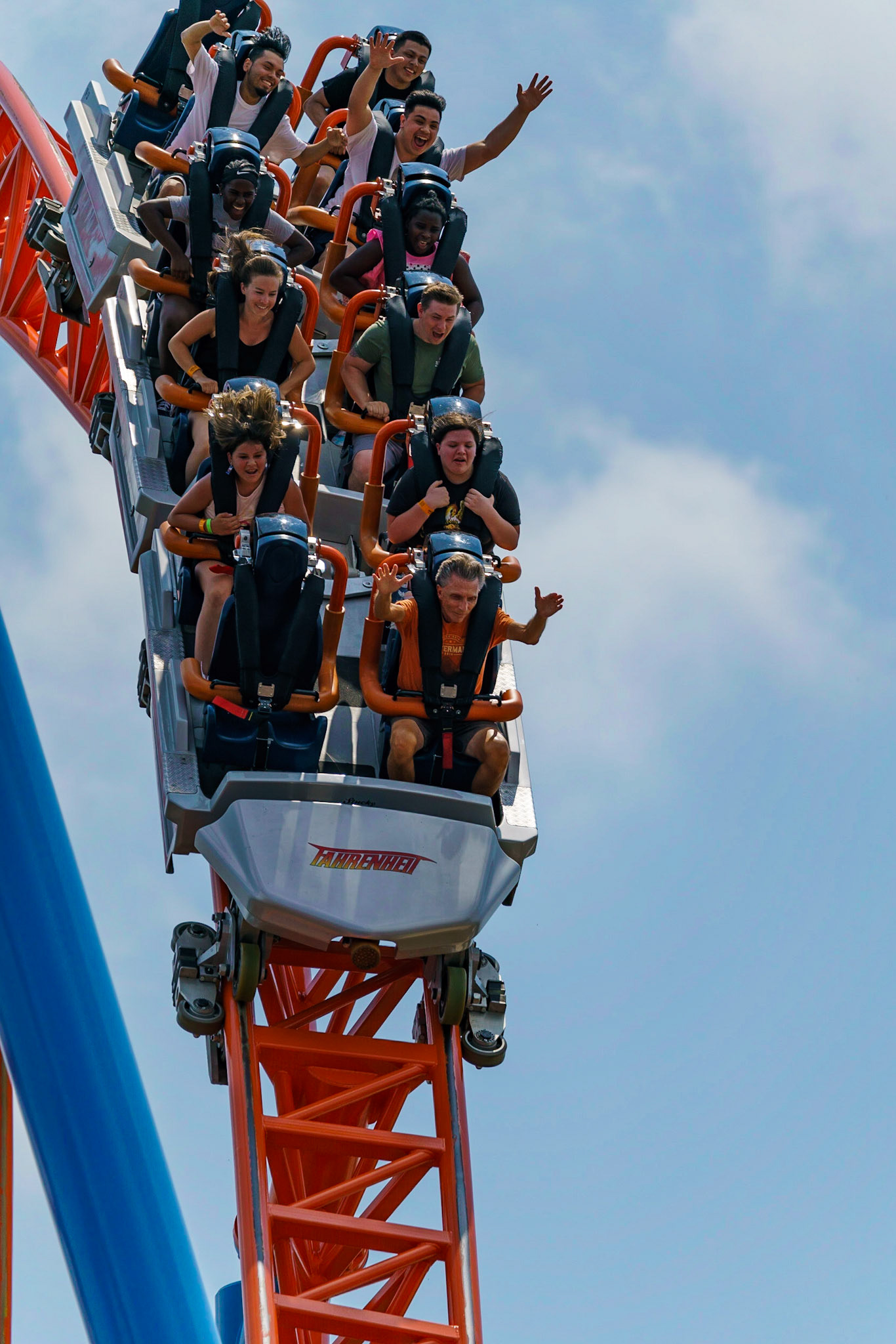 Photo by Jon Roost (www.jonroostphotos.com)