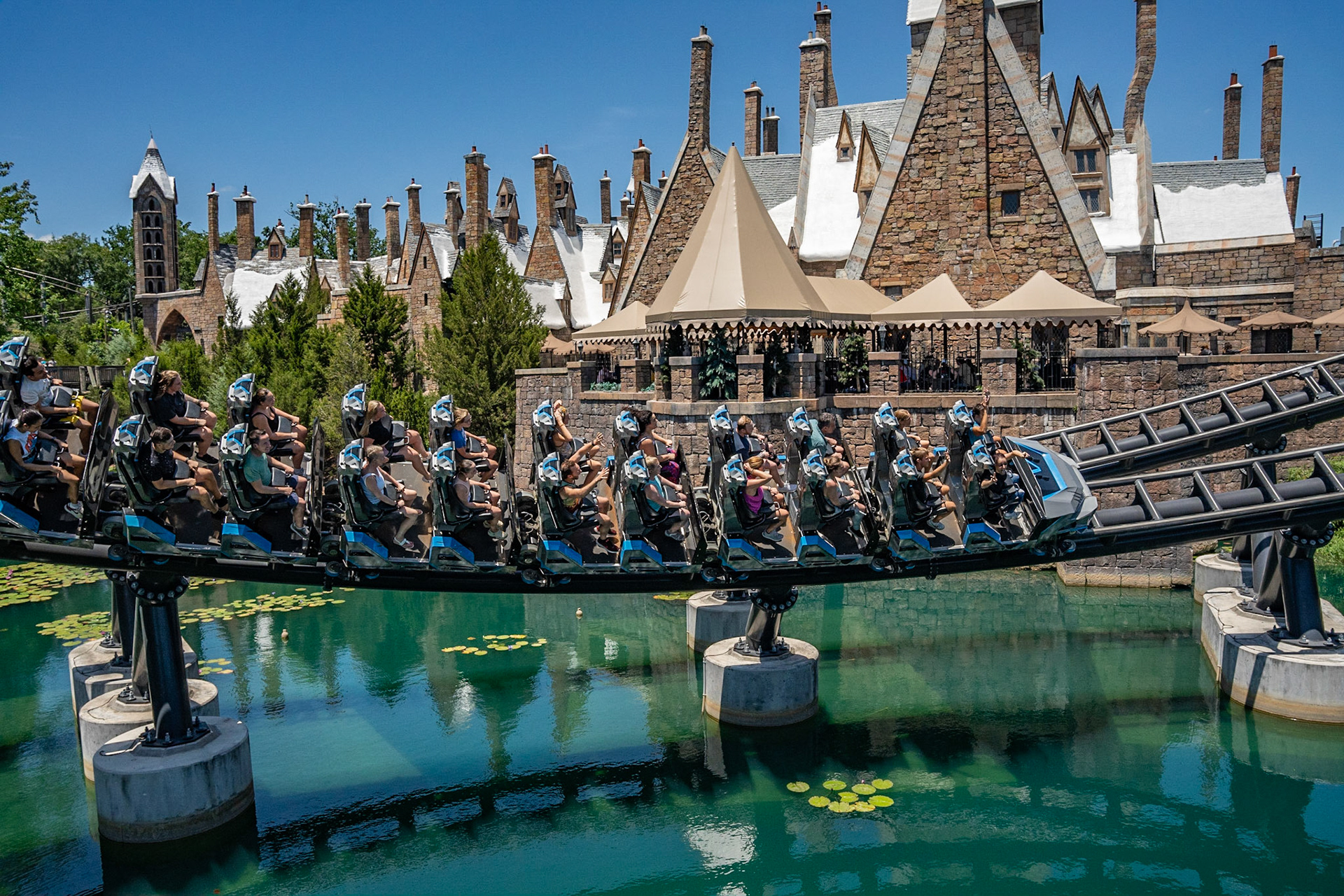 Photo by Jon Roost (www.jonroostphotos.com)