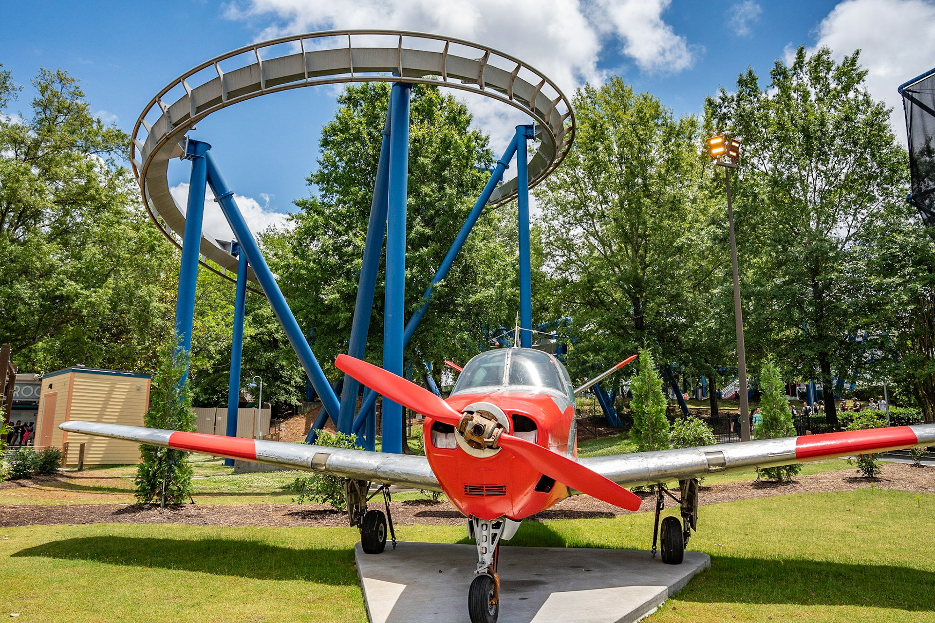 Photo by Jon Roost (www.jonroostphotos.com)