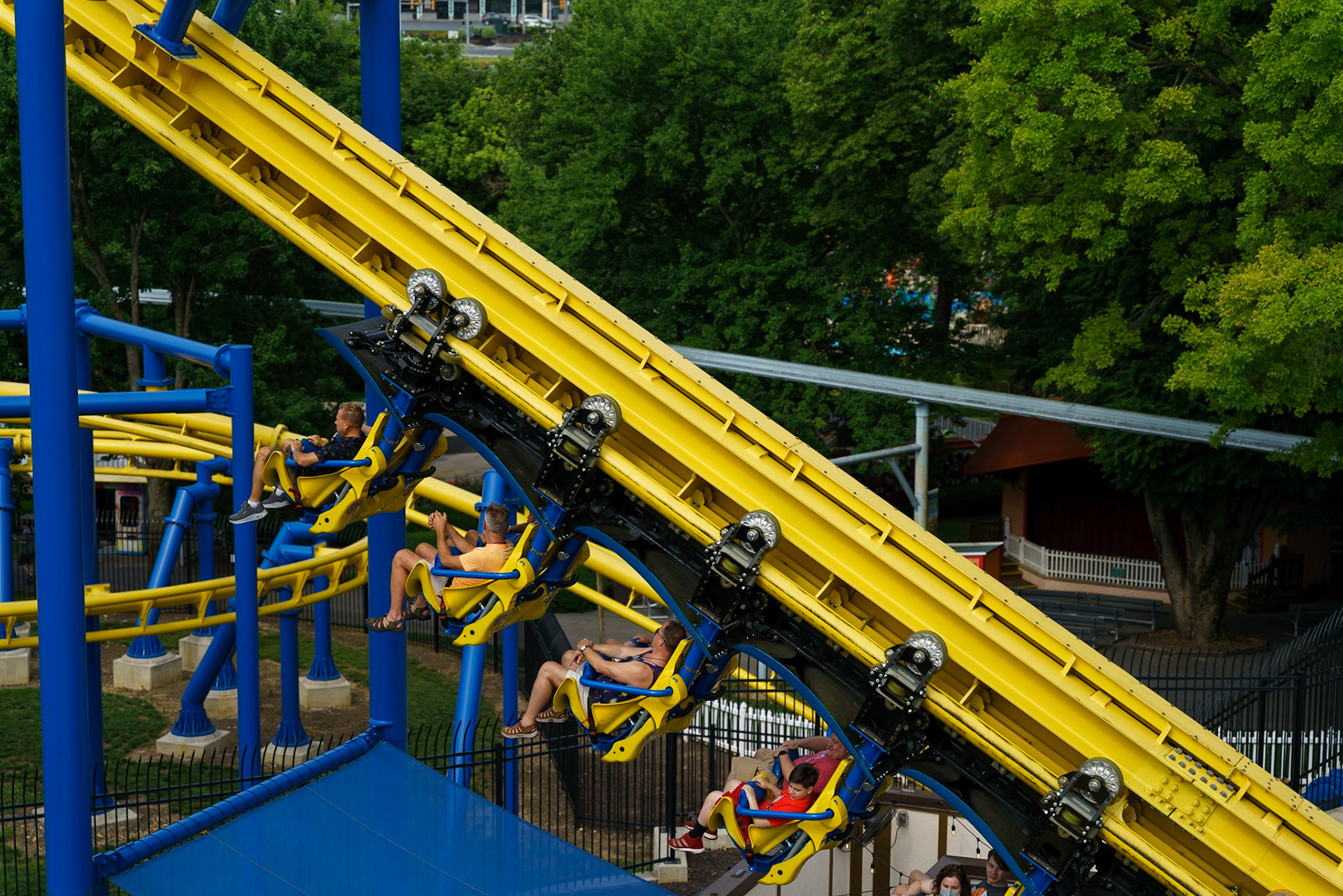 Photo by Jon Roost (www.jonroostphotos.com)