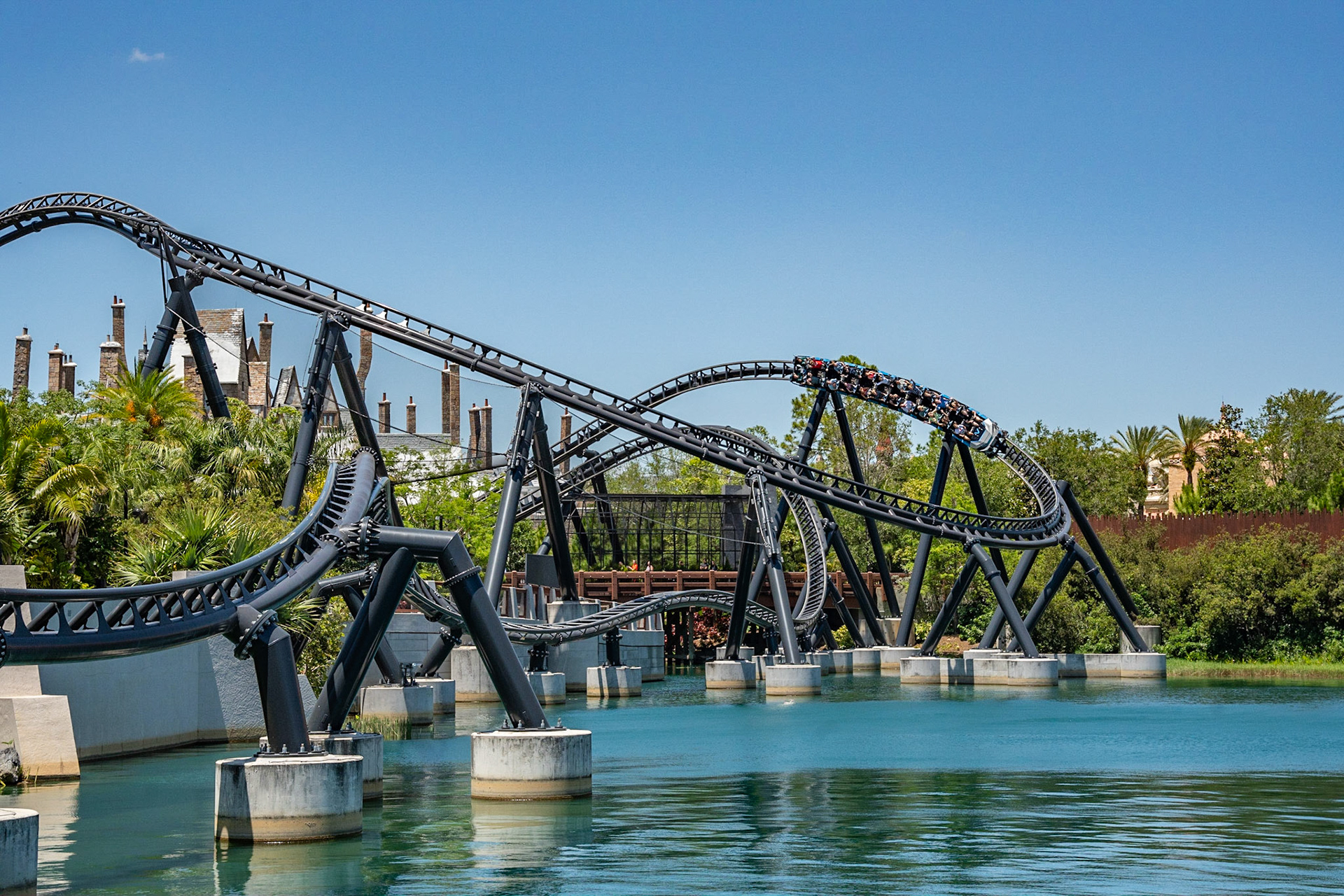 Photo by Jon Roost (www.jonroostphotos.com)