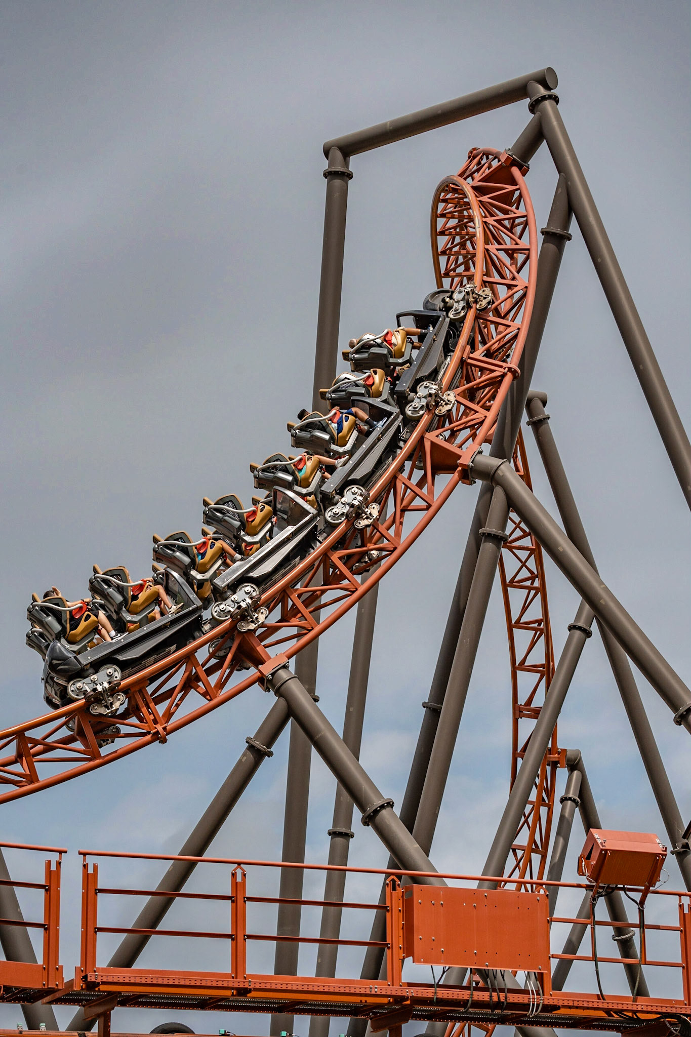 Photo by Jon Roost (www.jonroostphotos.com)