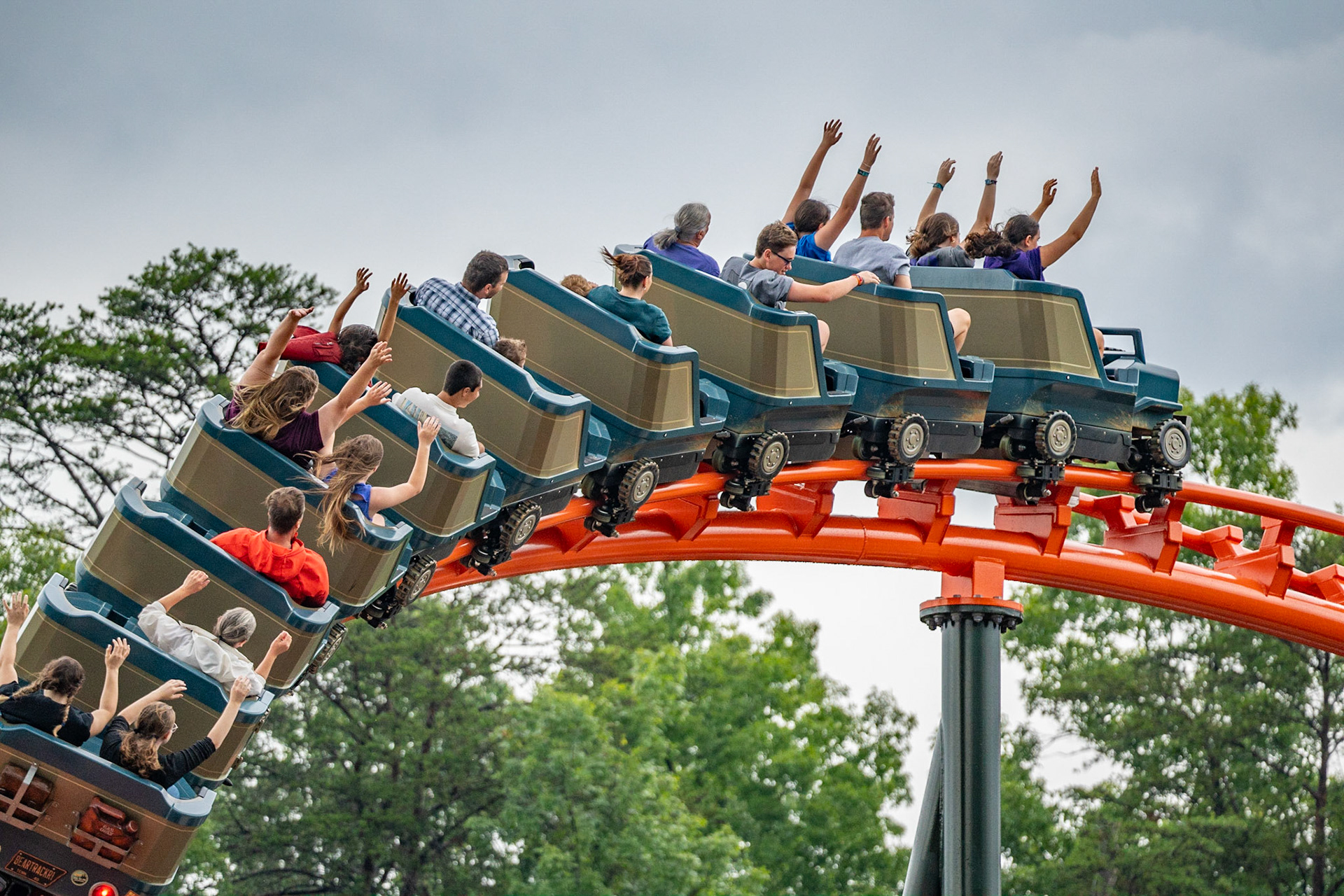 Photo by Jon Roost (www.jonroostphotos.com)