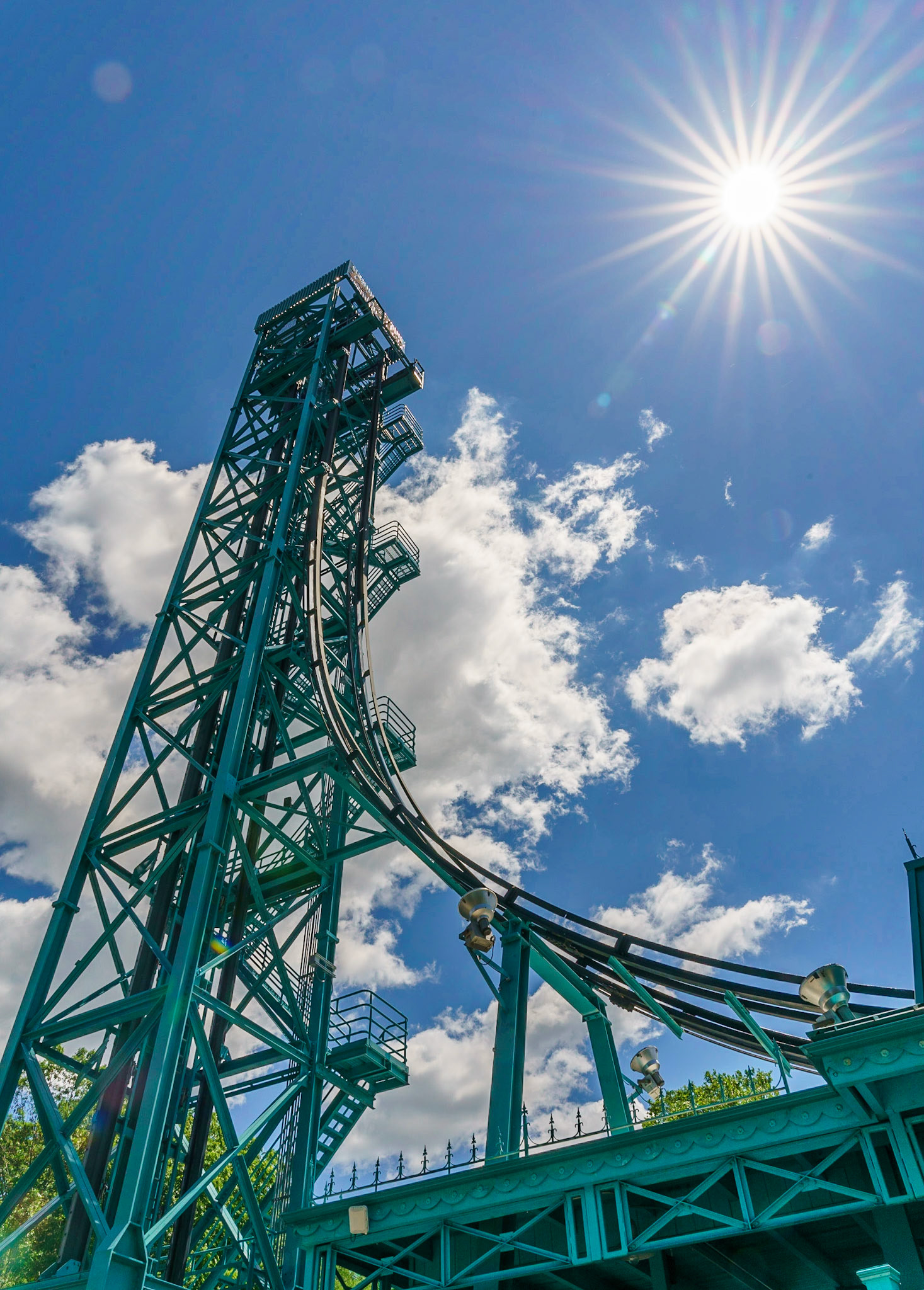 Photo by Jon Roost (www.jonroostphotos.com)