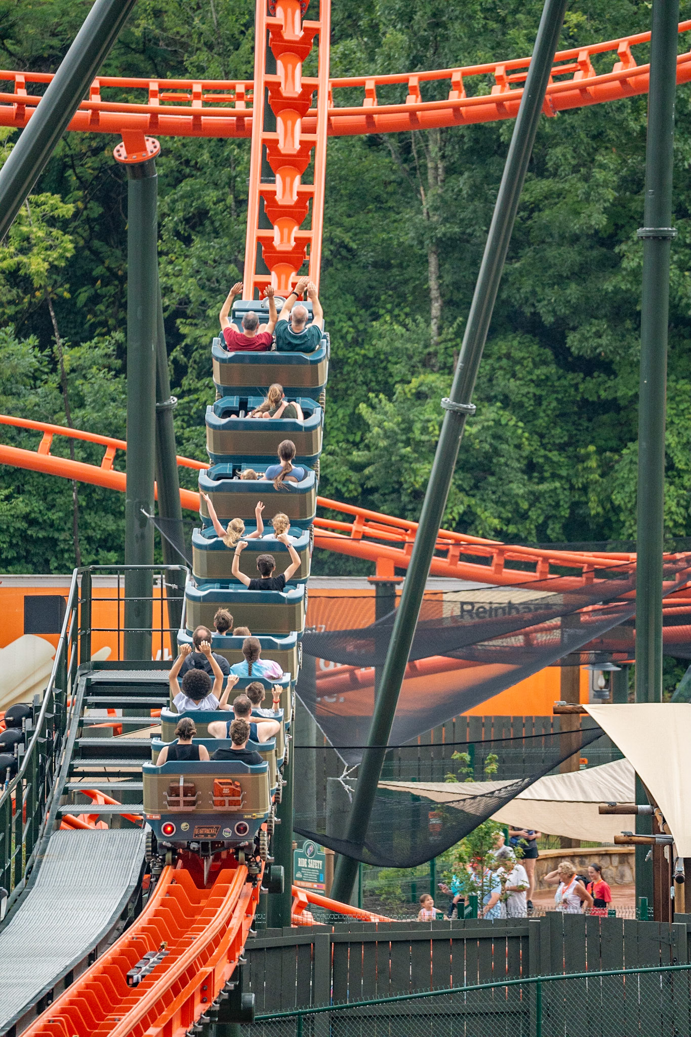 Photo by Jon Roost (www.jonroostphotos.com)