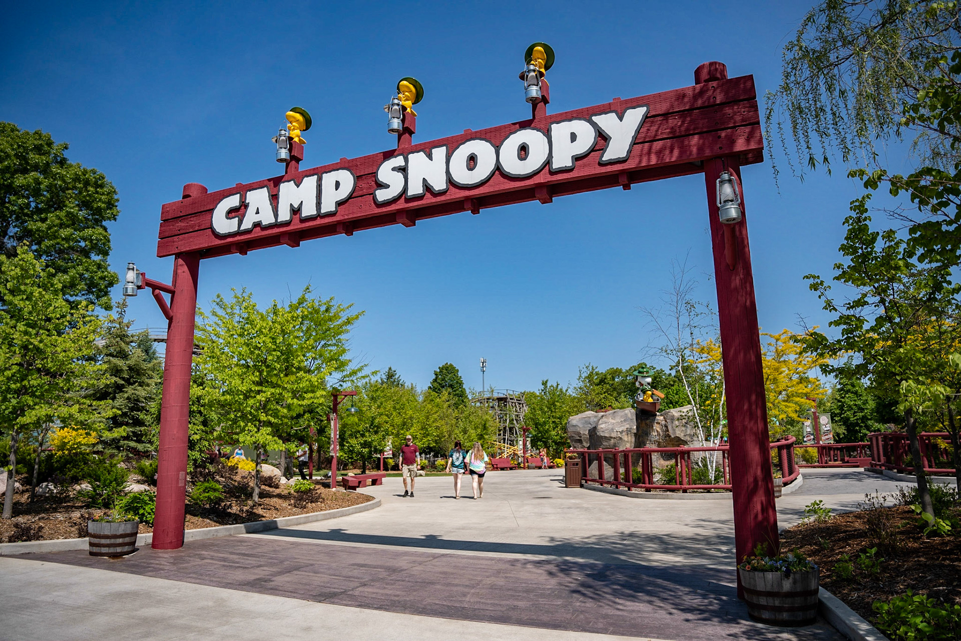 Photo by Jon Roost (www.jonroostphotos.com)