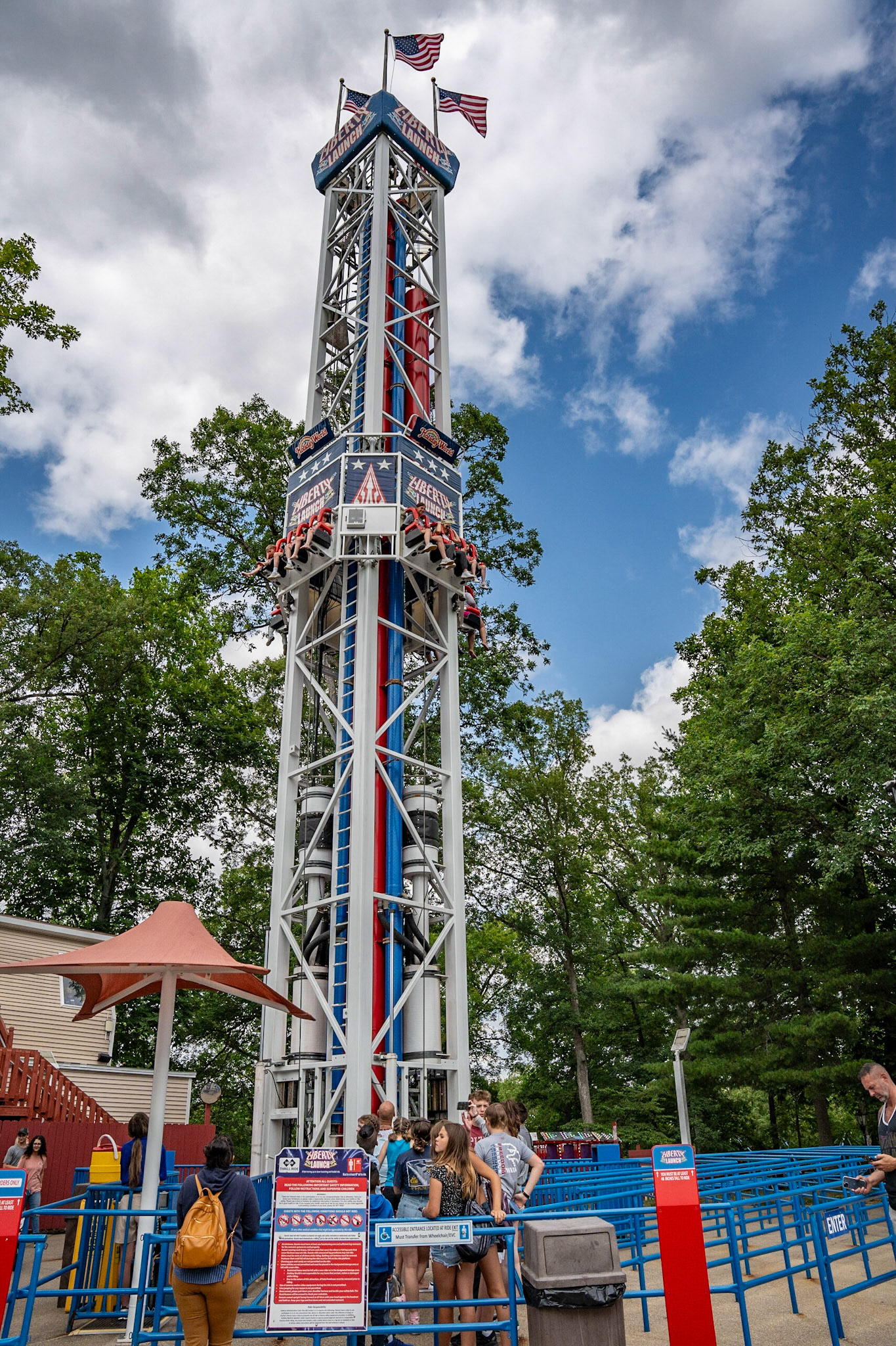 Photo by Jon Roost (www.jonroostphotos.com)