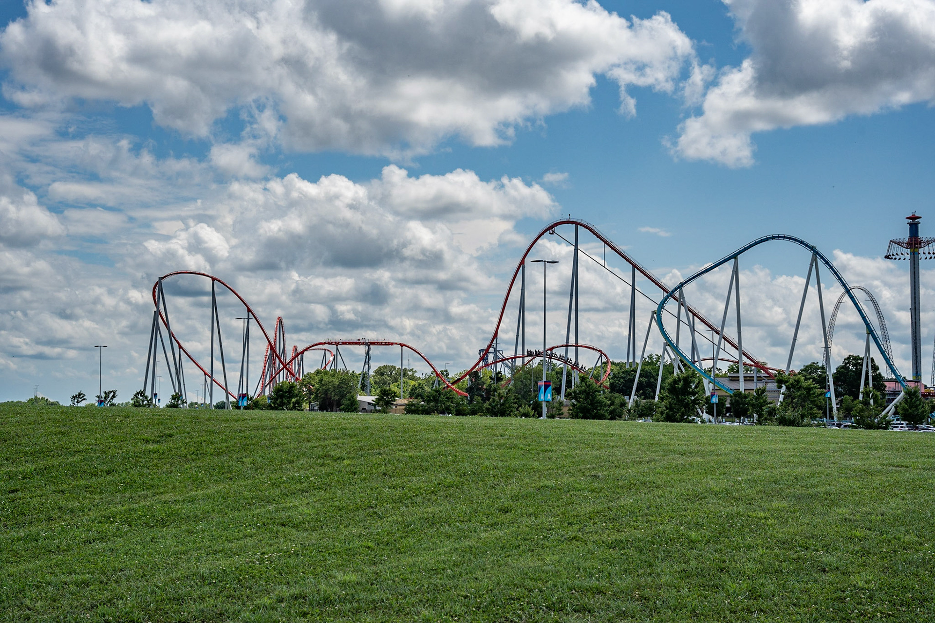 Photo by Jon Roost (www.jonroostphotos.com)