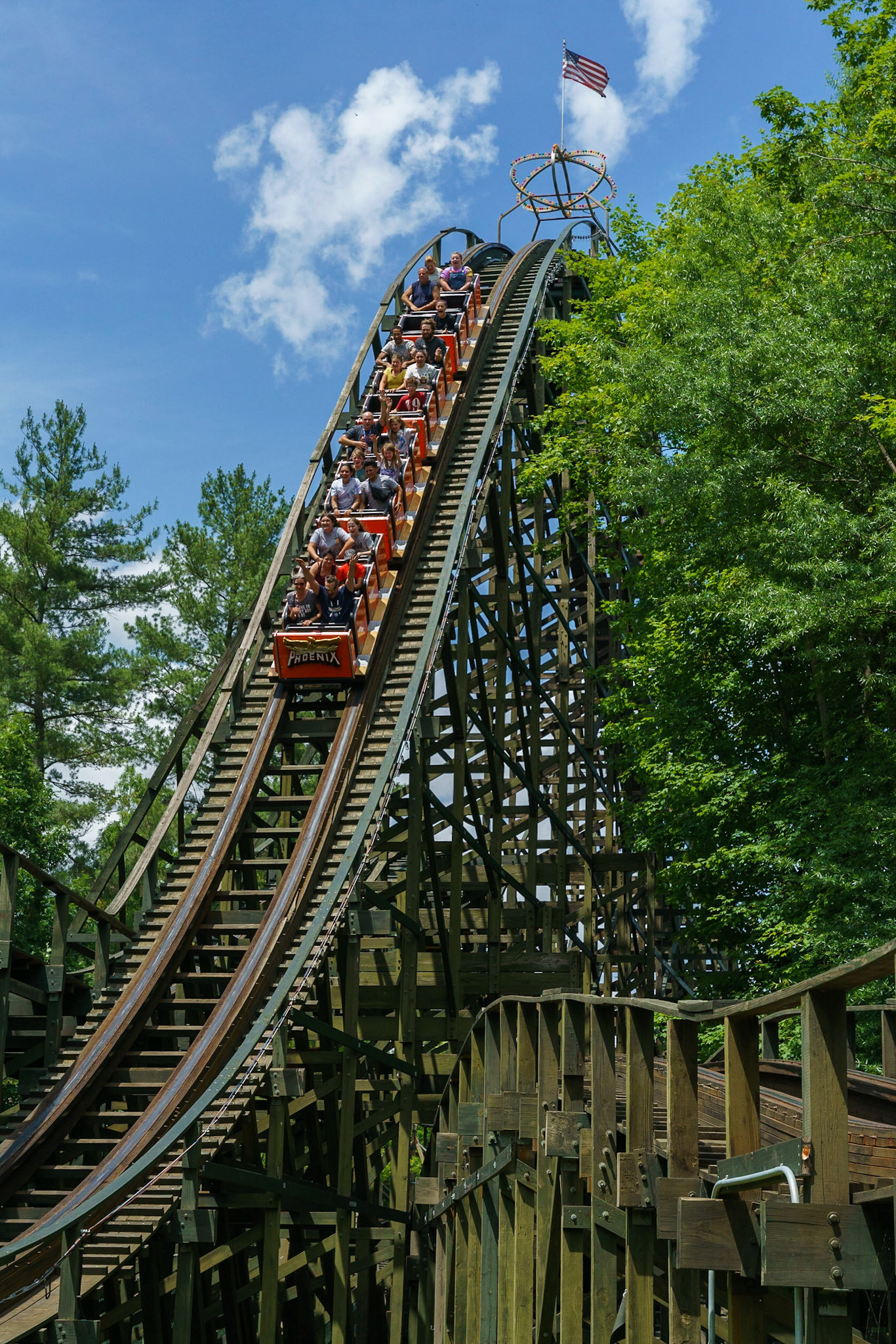 Photo by Jon Roost (www.jonroostphotos.com)