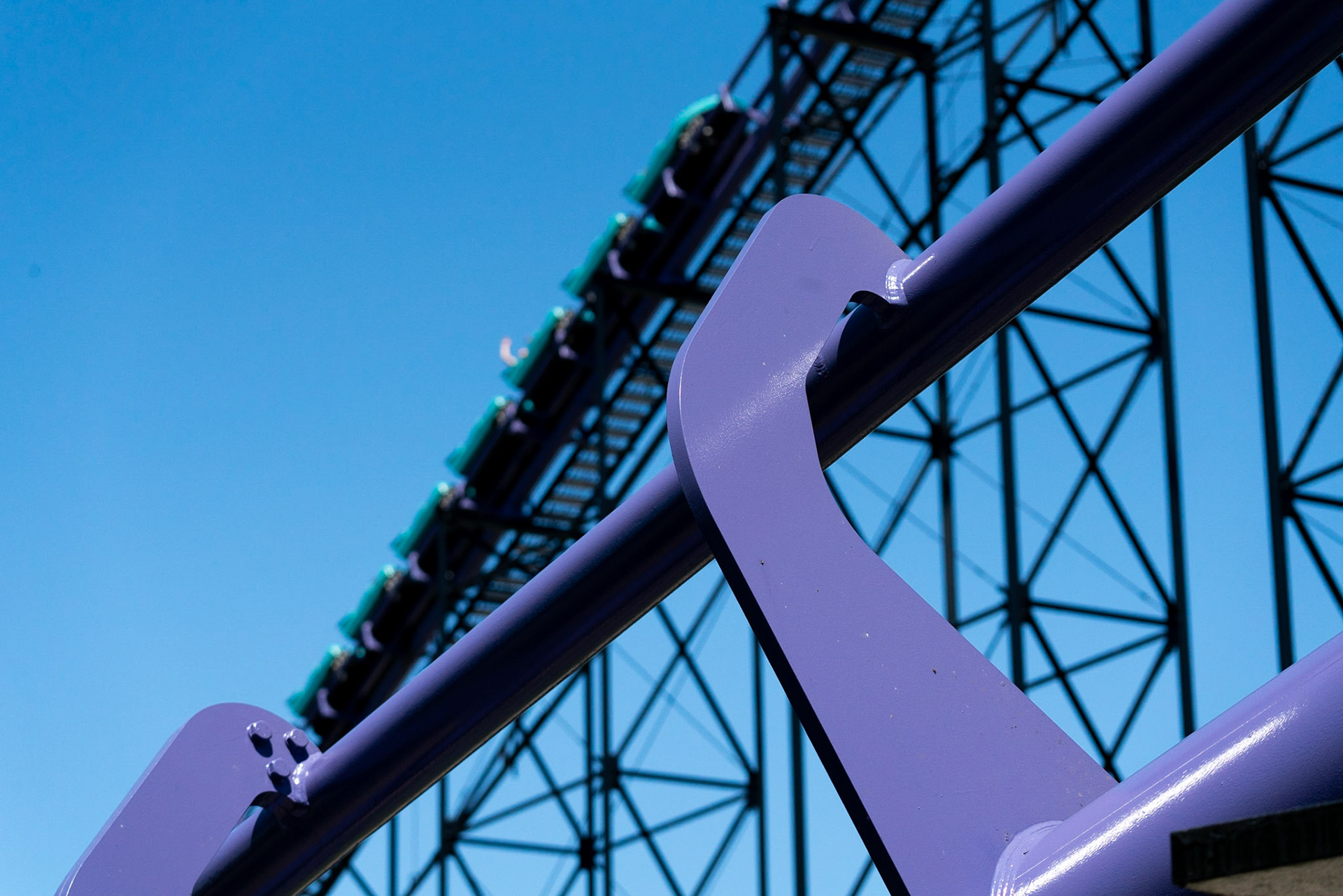 Photo by Jon Roost (www.jonroostphotos.com)