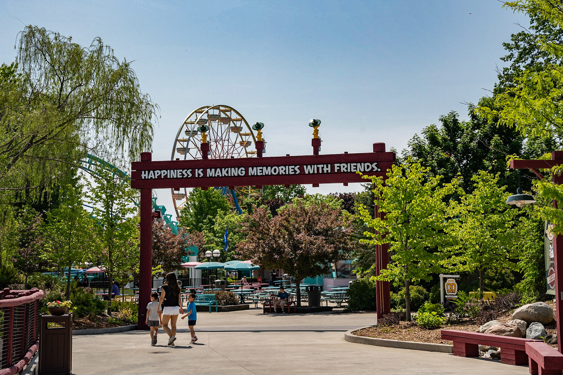 Photo by Jon Roost (www.jonroostphotos.com)