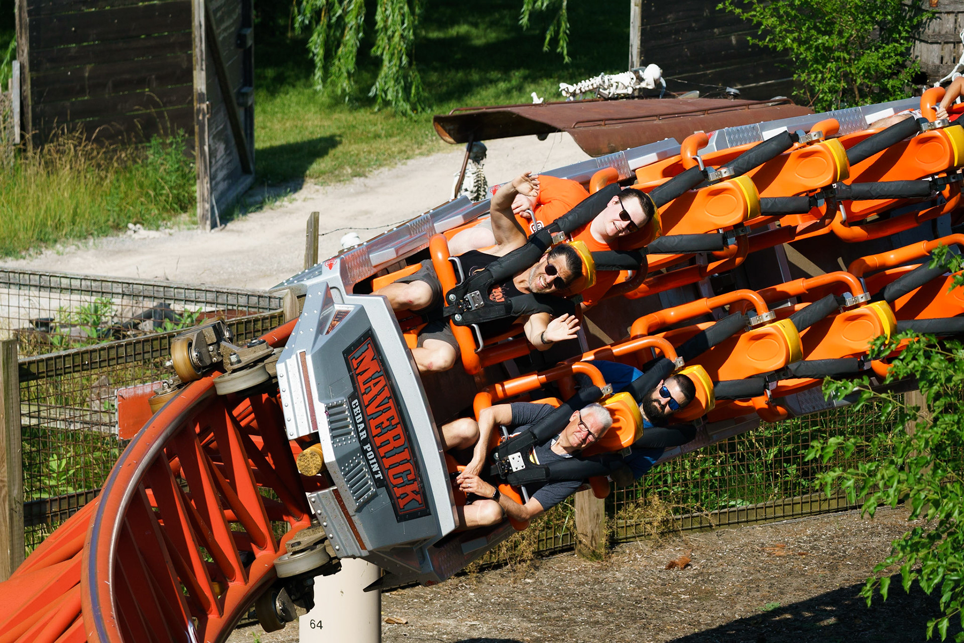 Photo by Jon Roost (www.jonroostphotos.com)