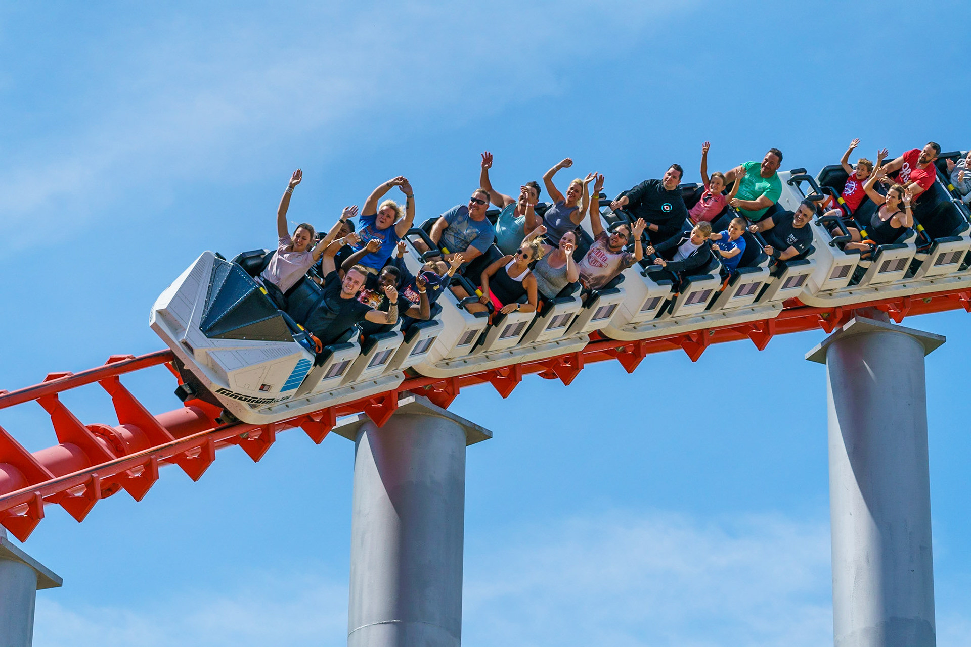 Photo by Jon Roost (www.jonroostphotos.com)