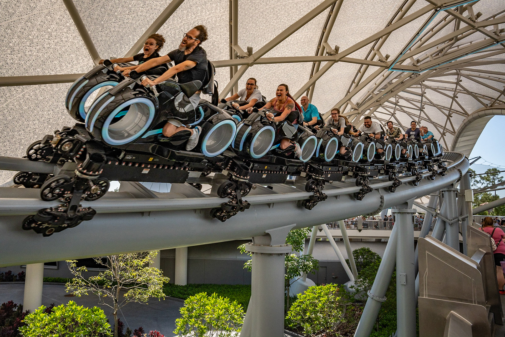 Photo by Jon Roost (www.jonroostphotos.com)