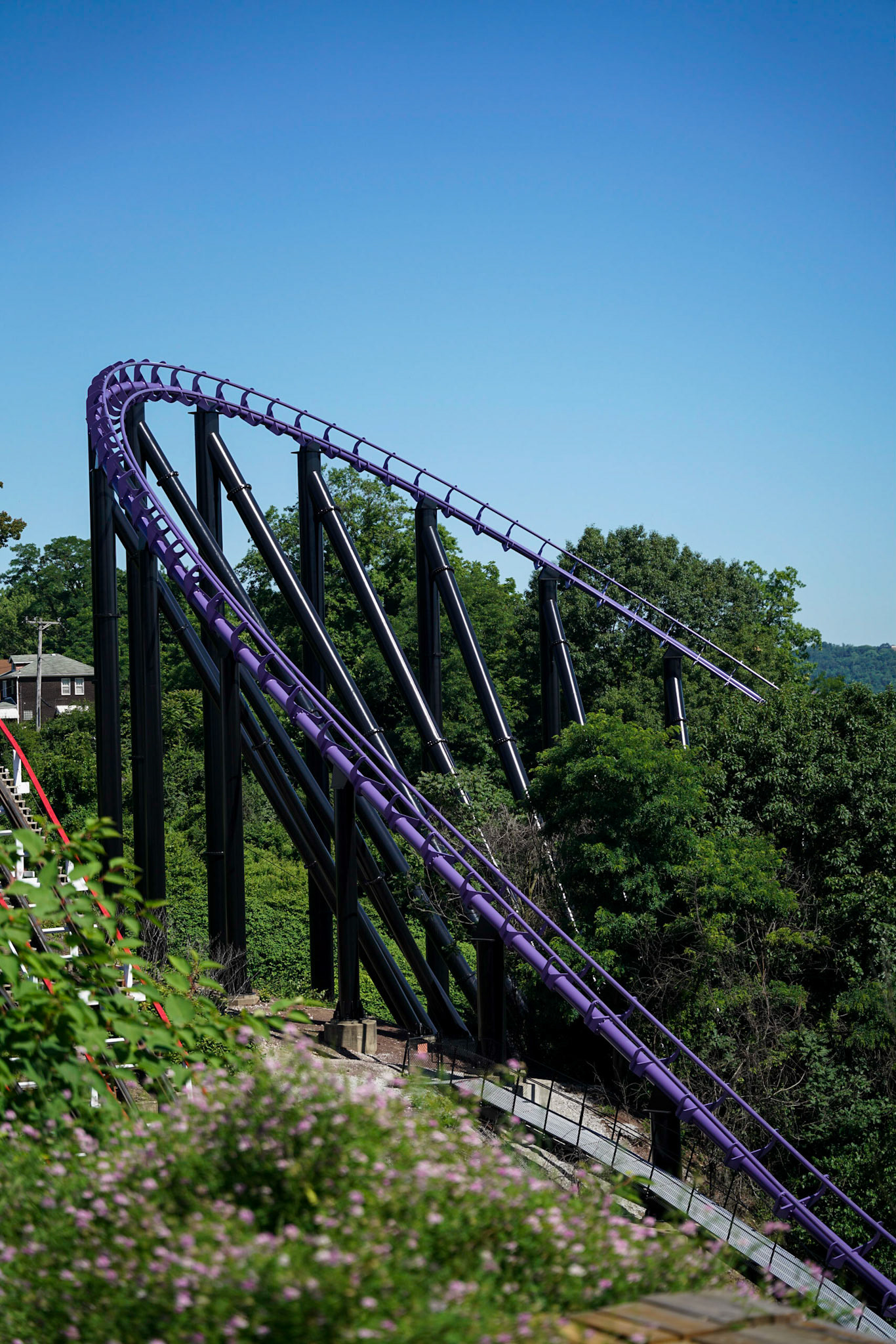 Photo by Jon Roost (www.jonroostphotos.com)