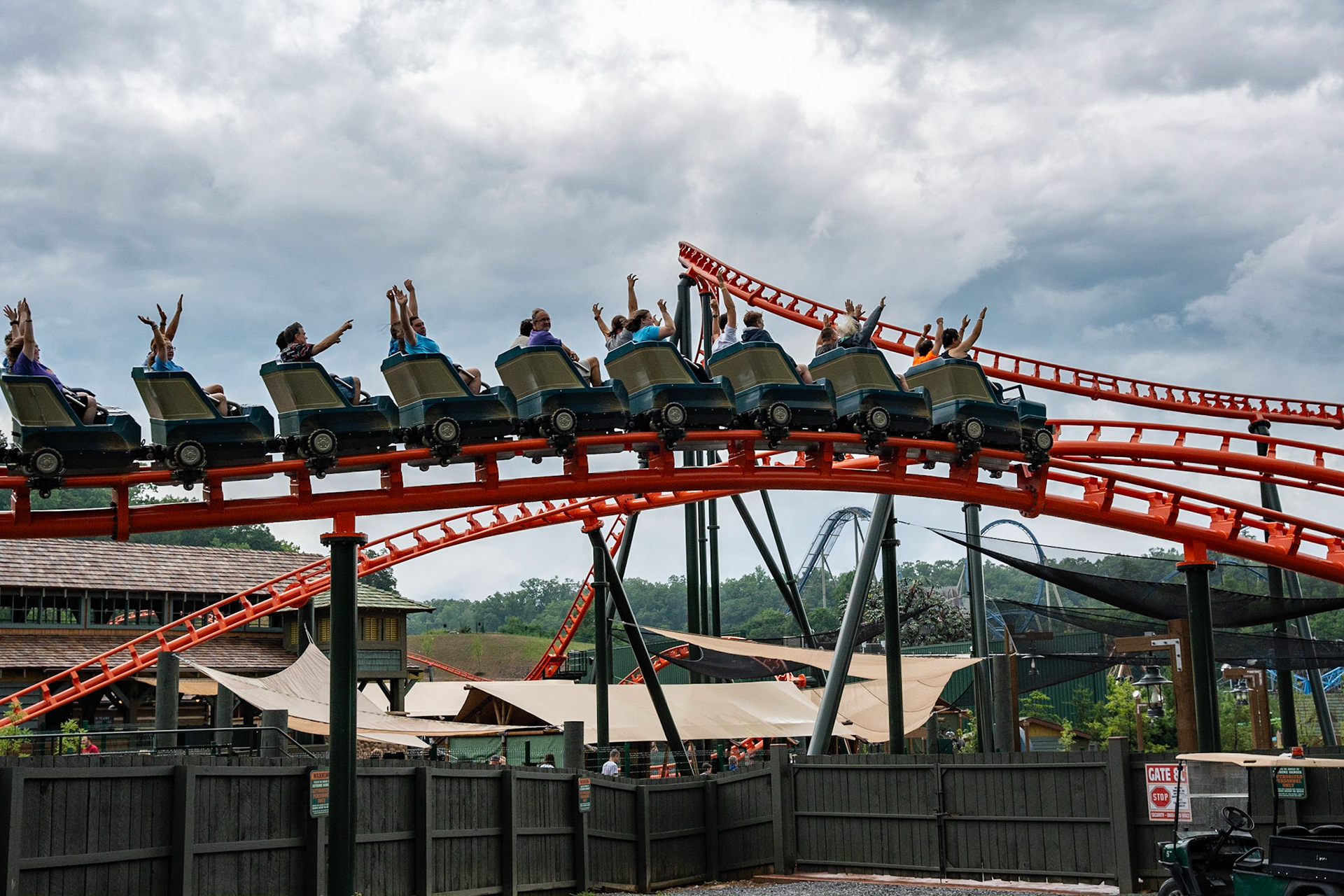 Photo by Jon Roost (www.jonroostphotos.com)