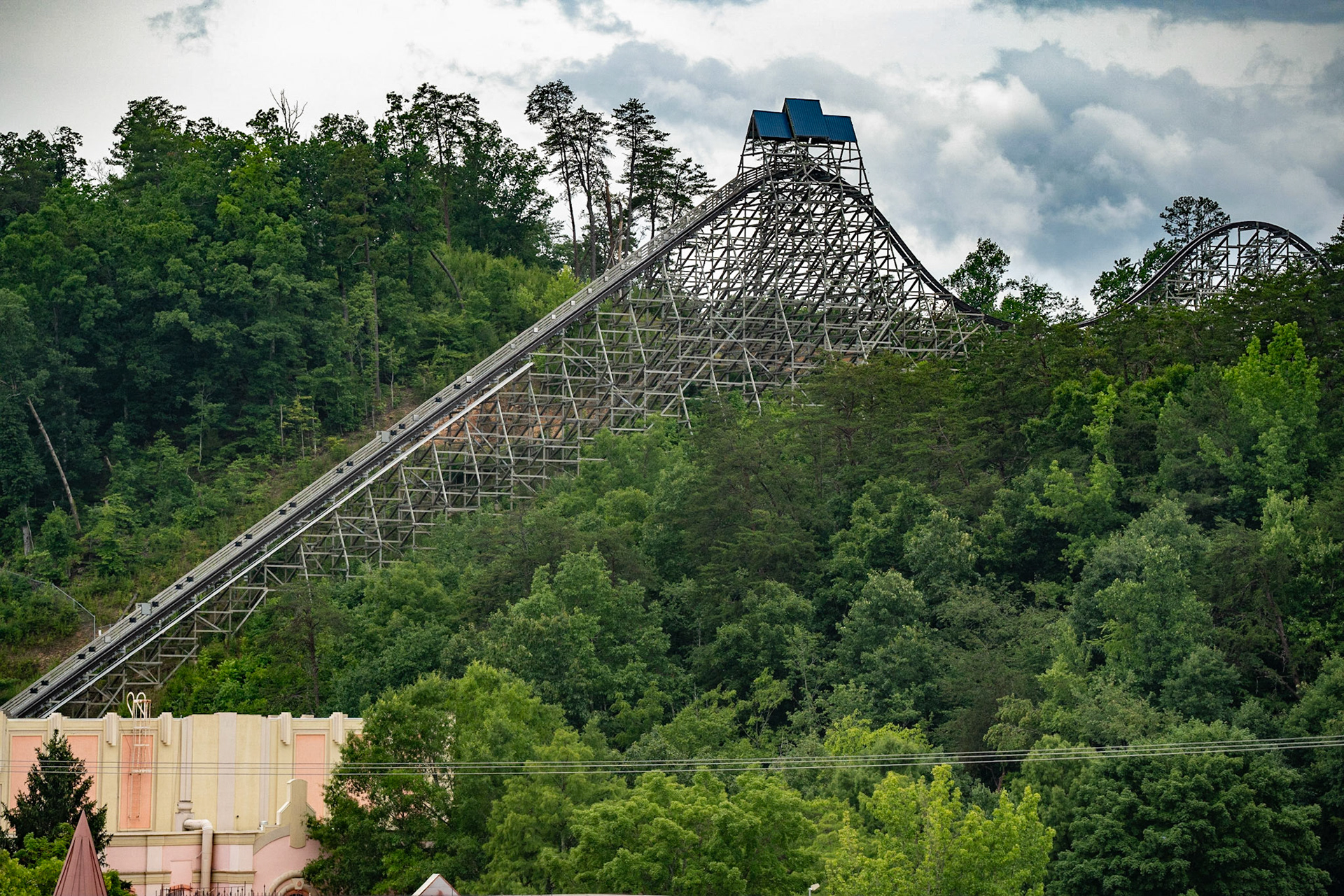 Photo by Jon Roost (www.jonroostphotos.com)