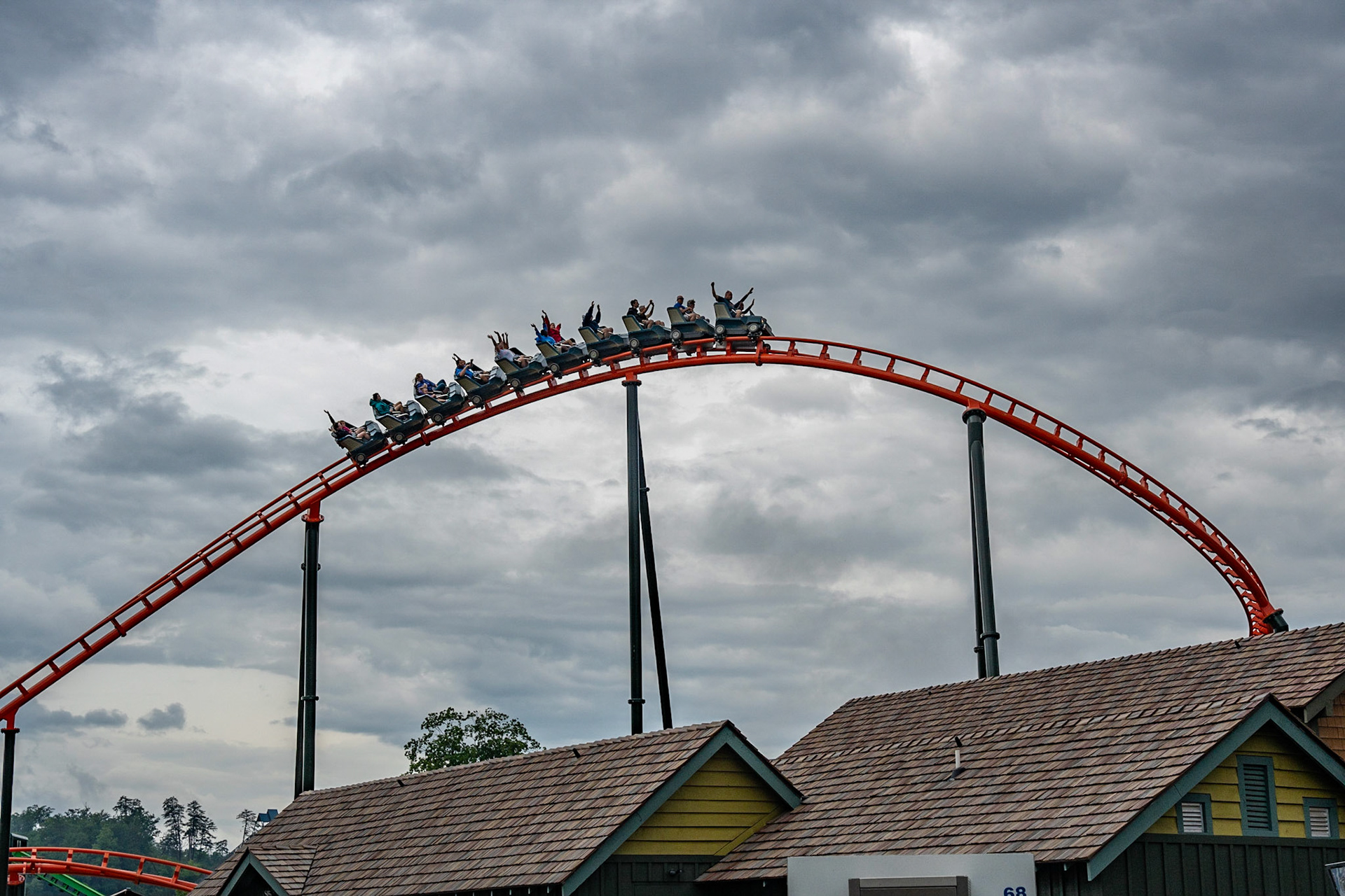 Photo by Jon Roost (www.jonroostphotos.com)