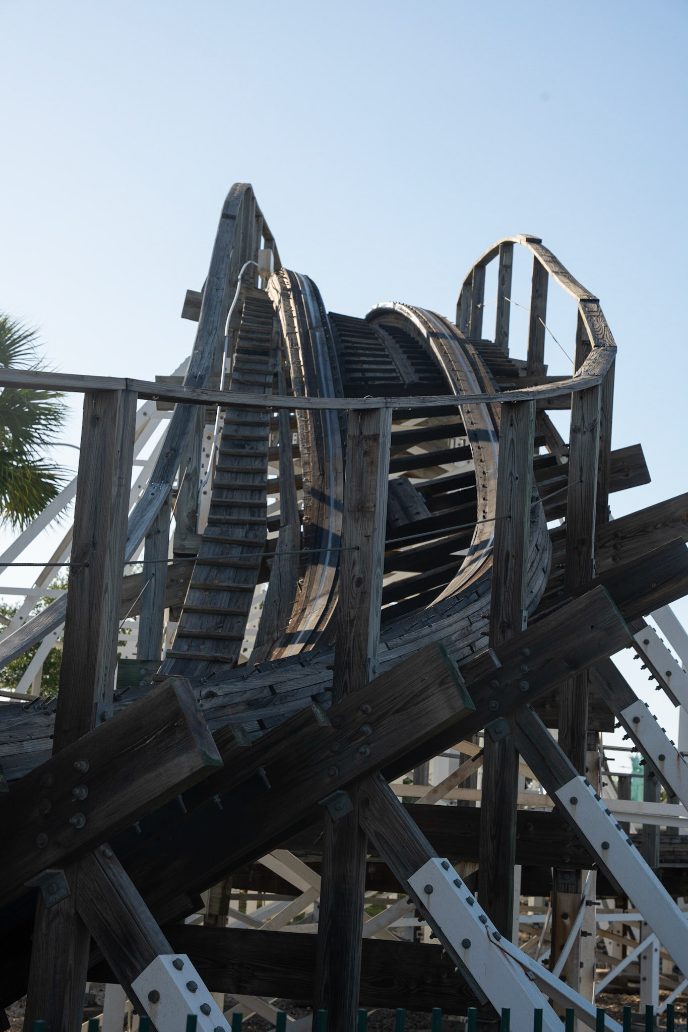 Photo by Jon Roost (www.jonroostphotos.com)