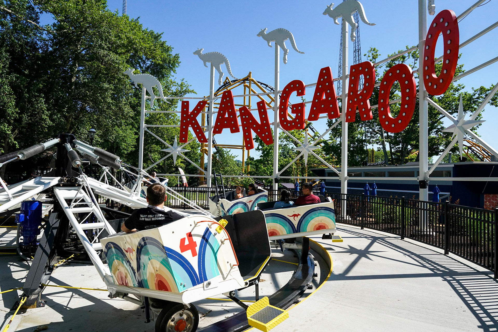 Photo by Jon Roost (www.jonroostphotos.com)