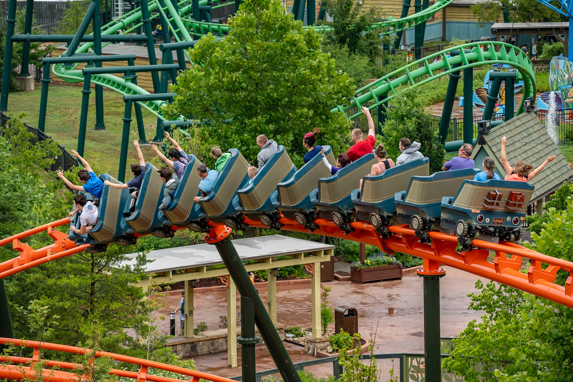 Photo by Jon Roost (www.jonroostphotos.com)