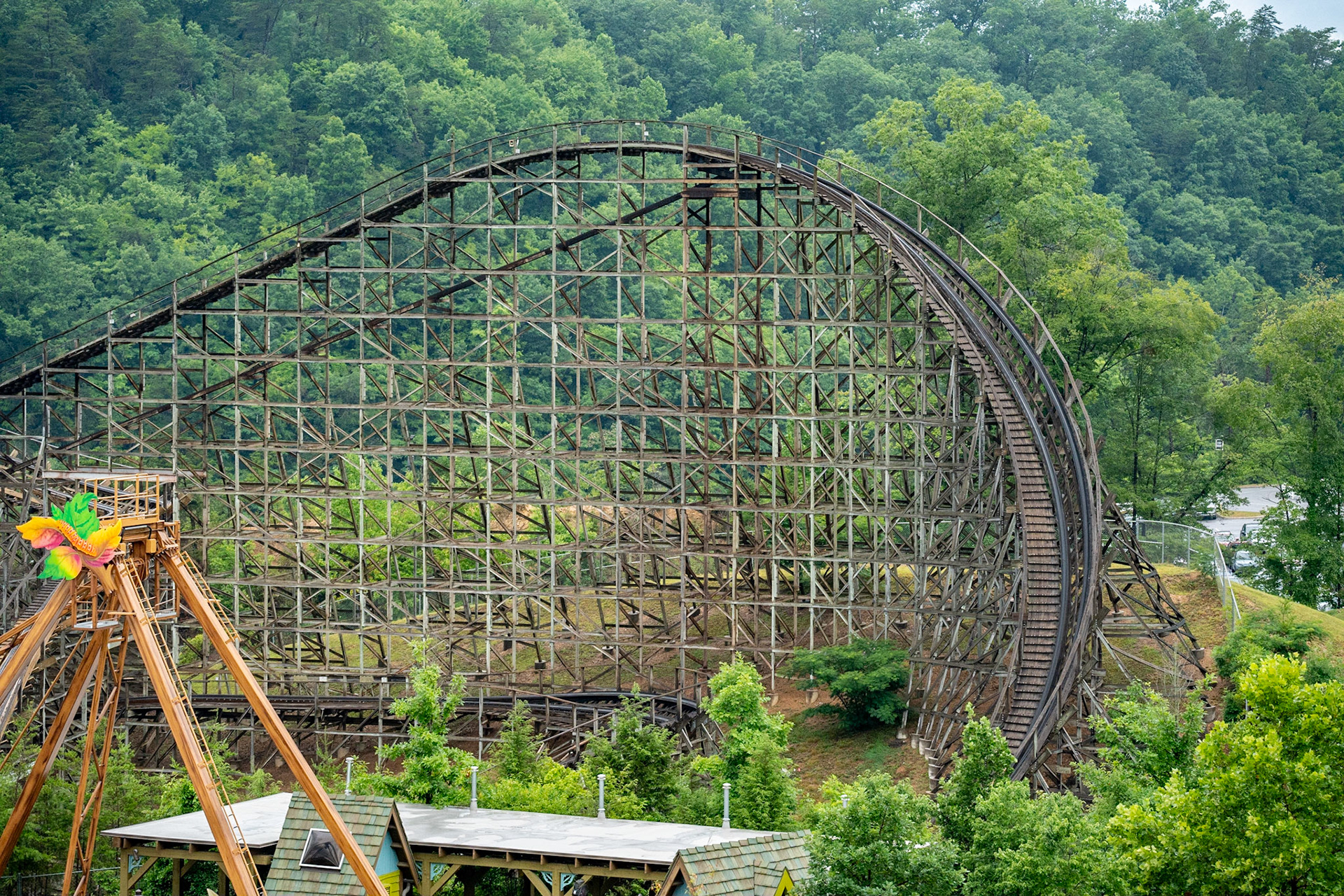 Photo by Jon Roost (www.jonroostphotos.com)